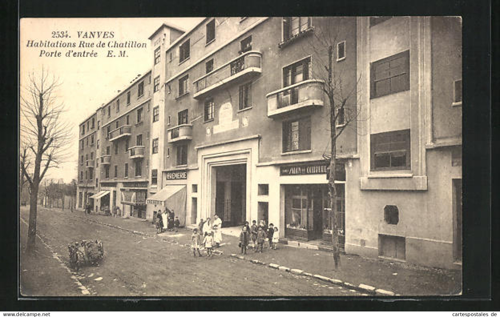 CPA Vanves, Habitations Rue De Chatillon Porte D'entrée  - Vanves