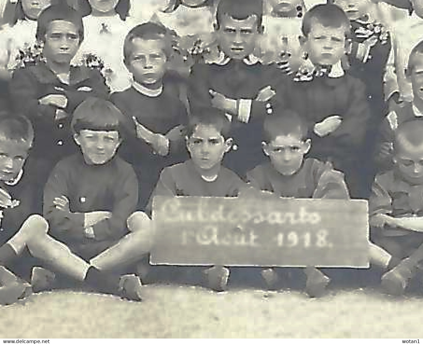 Carte Photo - Ecole De CUL-DES-SARTS Le 1er Août 1918 (ligne Blanche Fictive) - Cul-des-Sarts
