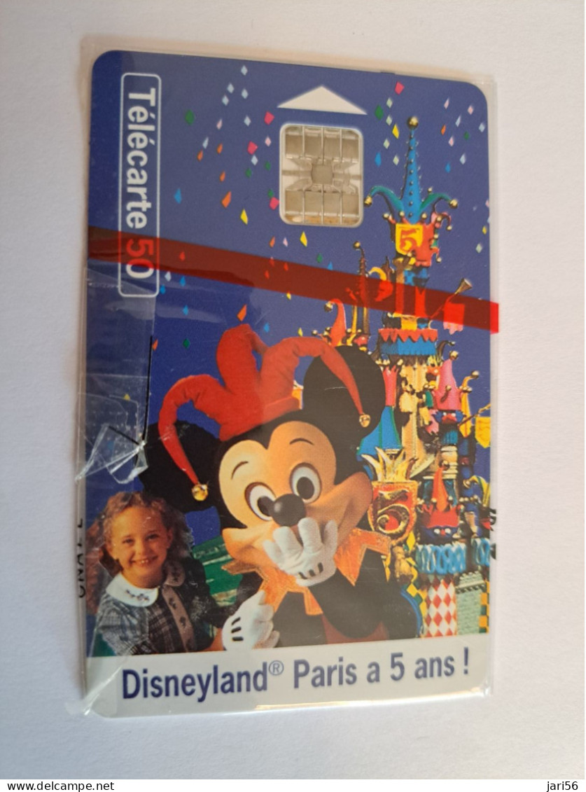 FRANCE/FRANKRIJK CHIP/ 50 UNITS/ DISNEYLAND PARIS/ MICKEY MOUSE / MINT IN WRAPPER     ** 16607 ** - Mobicartes (GSM/SIM)