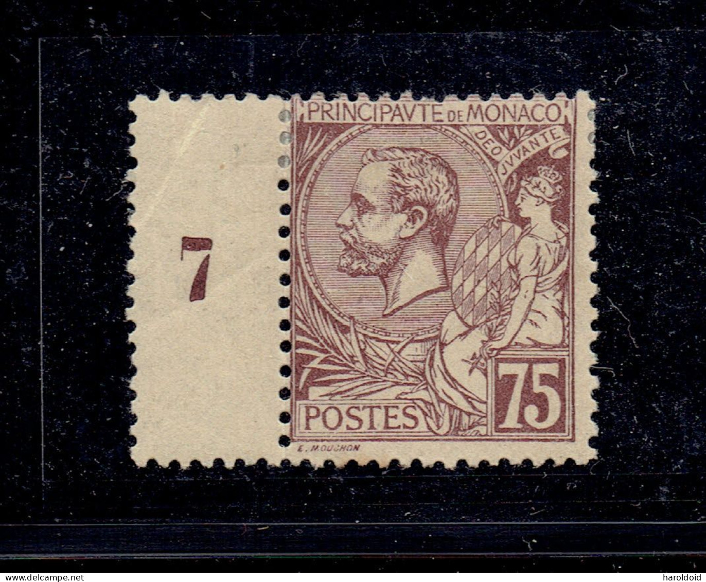 MONACO - N°19 * - TACHE SUR 3 DENTS EN BAS - MILLESIME 7 - Unused Stamps