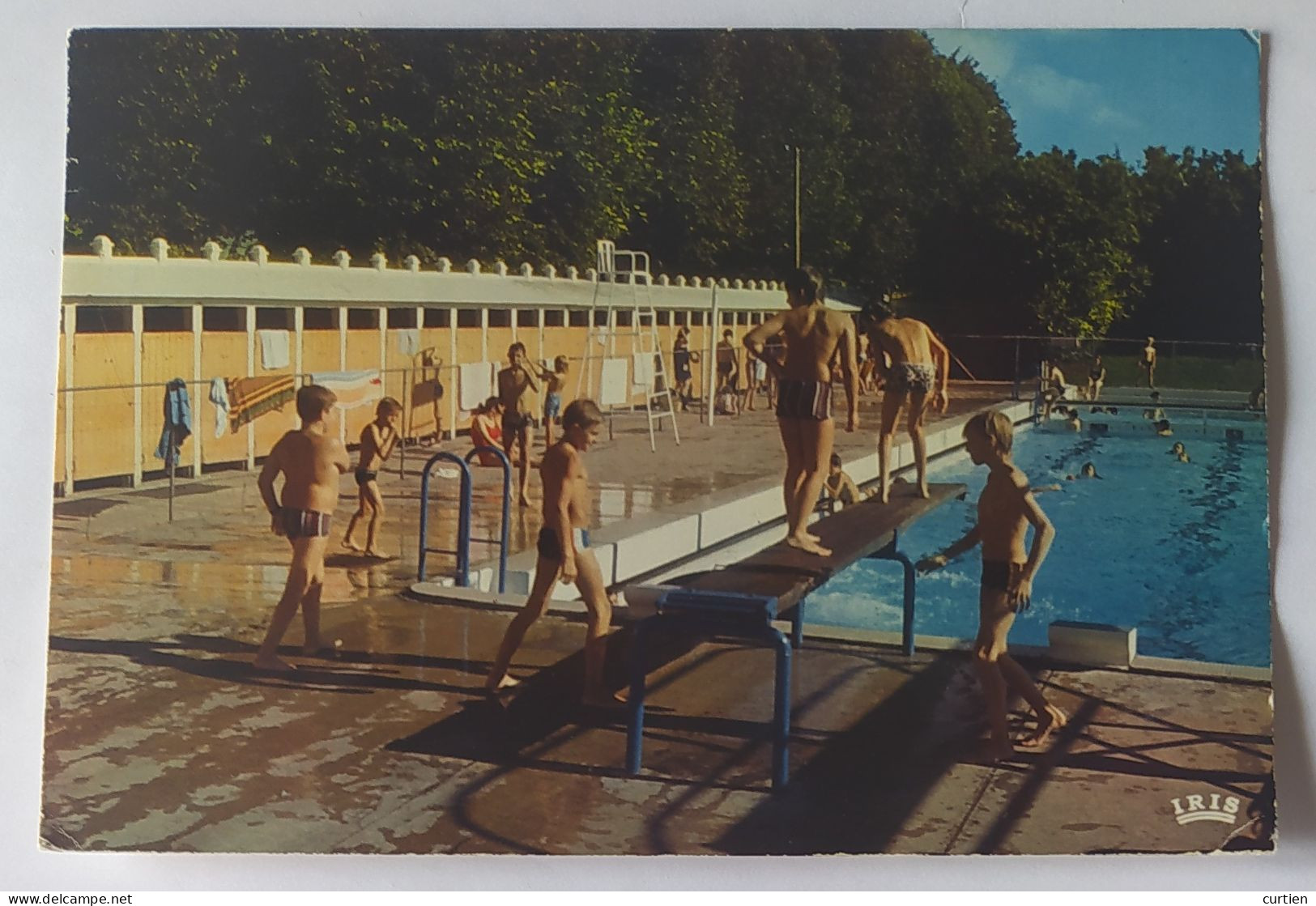 DOULLENS 80 La Piscine En 1989 - Doullens