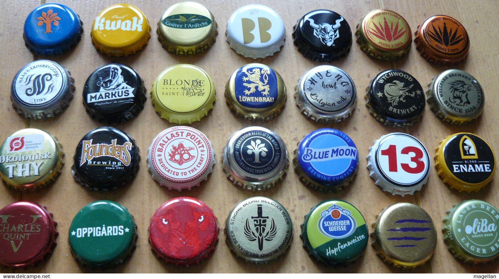 49 Capsules De Bouteilles De Bière - Toutes Différentes - Divers Pays (voir Scans) - Bière