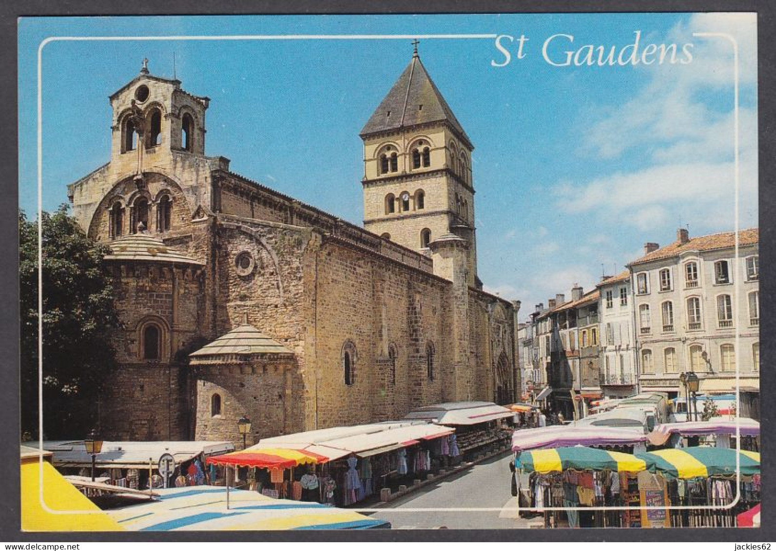 128110/ SAINT-GAUDENS, Collégiale, La Place Un Jour De Marché - Saint Gaudens