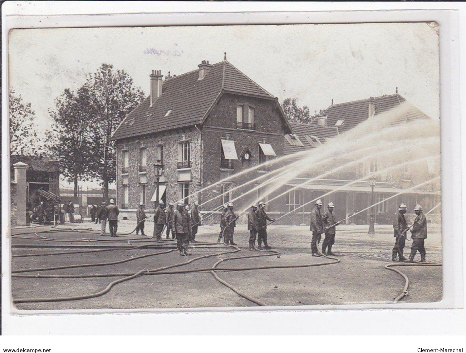 CHATILLON SOUS BAGNEUX ? : Carte Photo Des Pompiers - Très Bon état - Châtillon