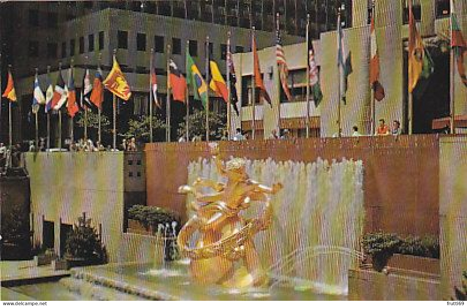 AK 215380 USA - New York City - Rockefeller Center - Prometheus Fountain - Places