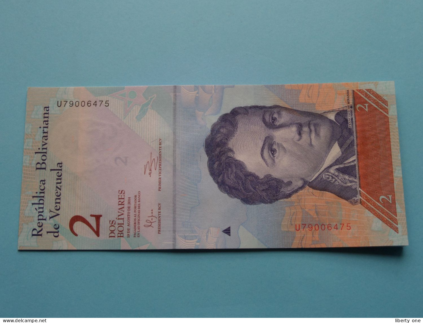 2 - Dos Bolivares 19 De Agosto De 2014 > Republica Bolivariana De Venezuela ( For Grade, Please See Photo ) ! - Venezuela