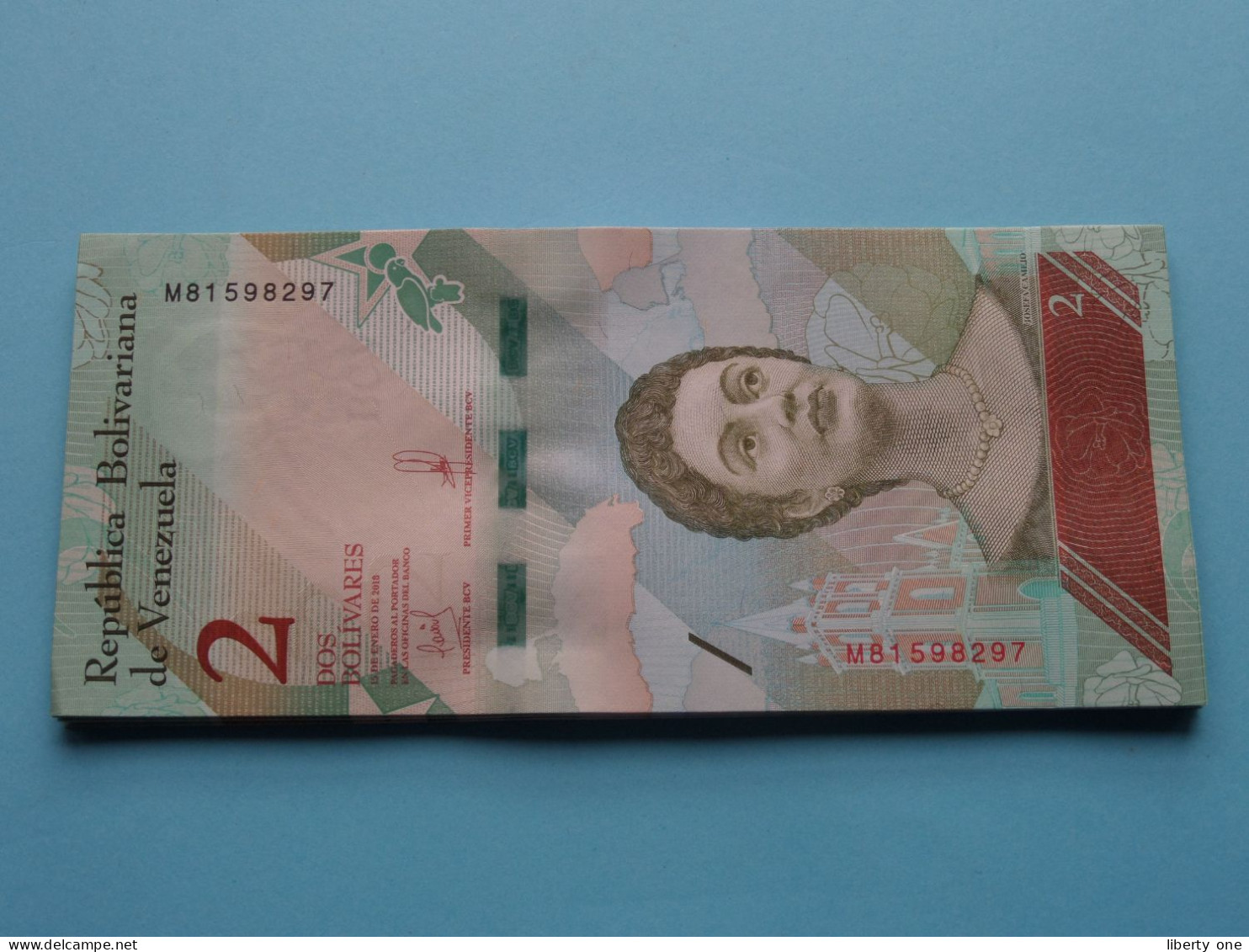 2 - Dos Bolivares 15 De Enero De 2018 > Republica Bolivariana De Venezuela ( For Grade, Please See Photo ) ! - Venezuela