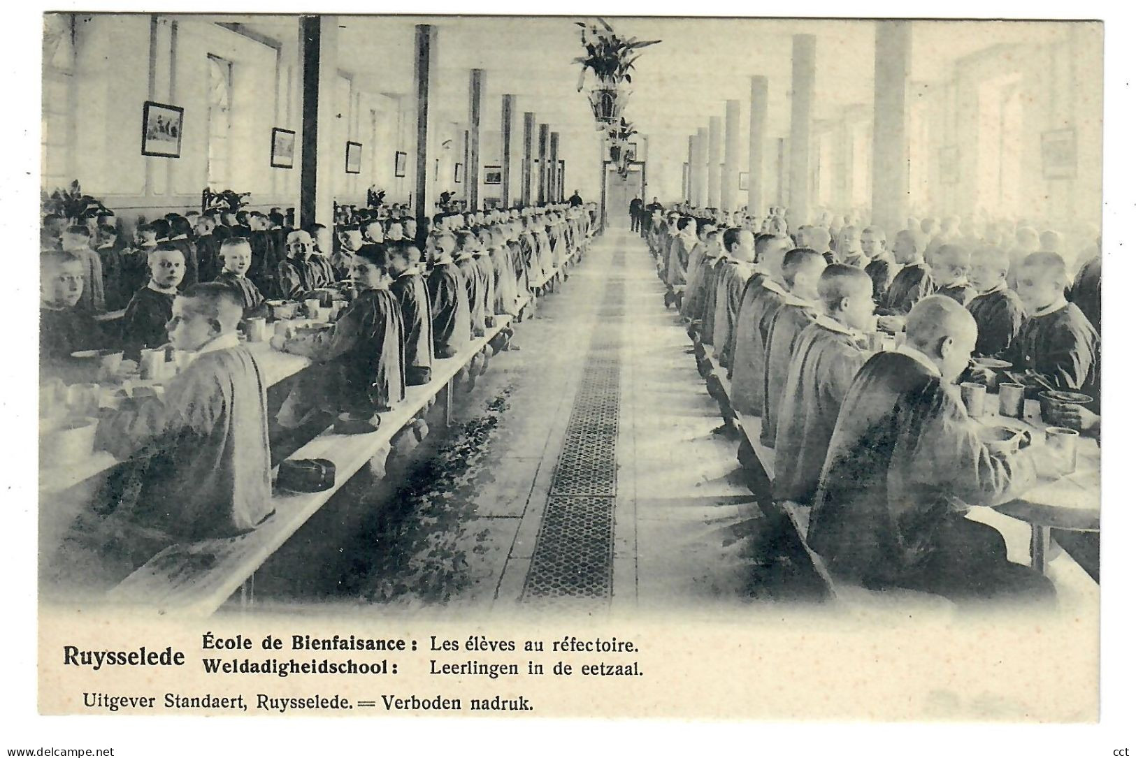 Ruysselede  Ruiselede  Ecole De Bienfaisance   Leerlingen In De Eetzaal - Ruiselede