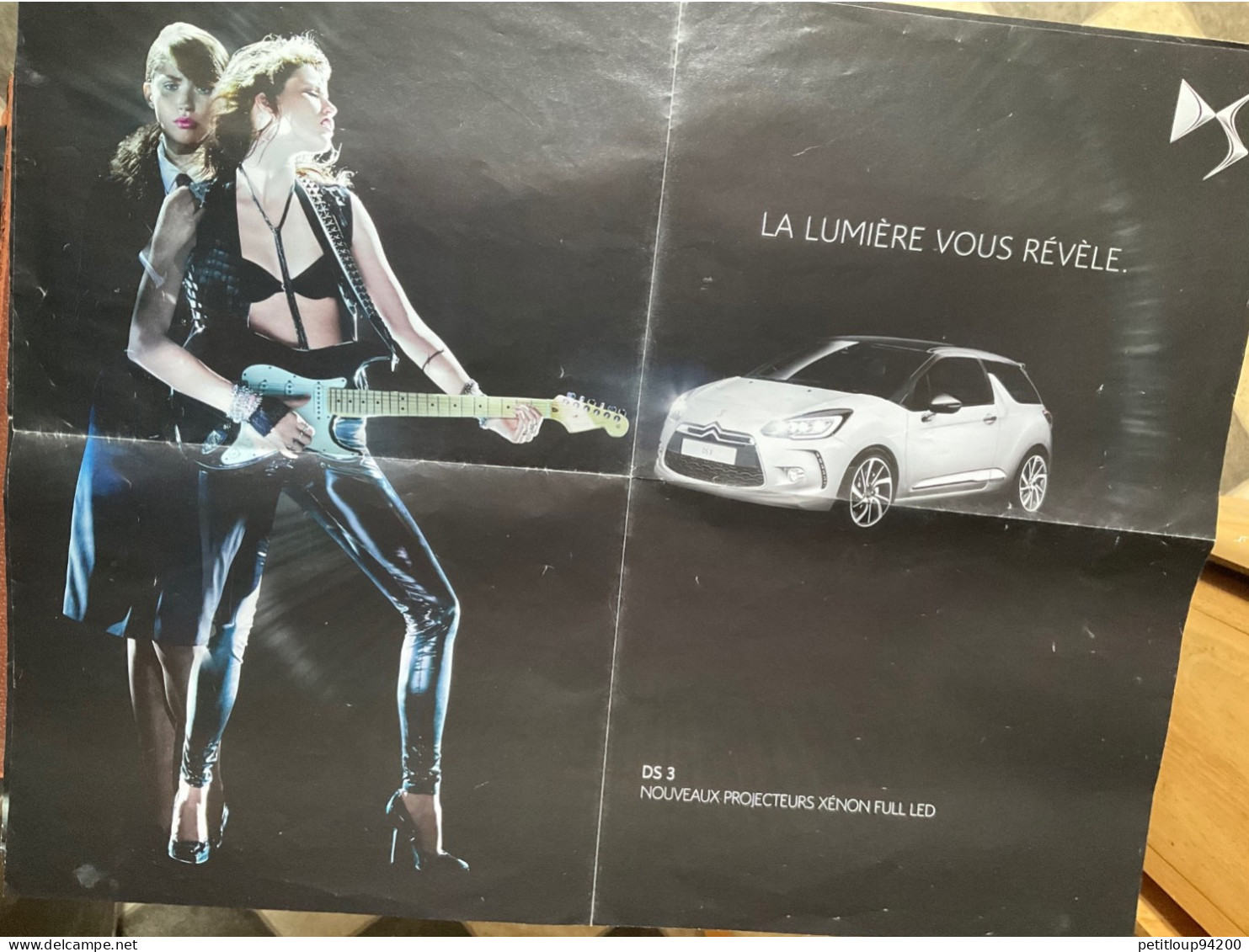 PUBLICITÉ Nouveaux Projecteurs Xénon DS 3  ICÔNES  Citroën