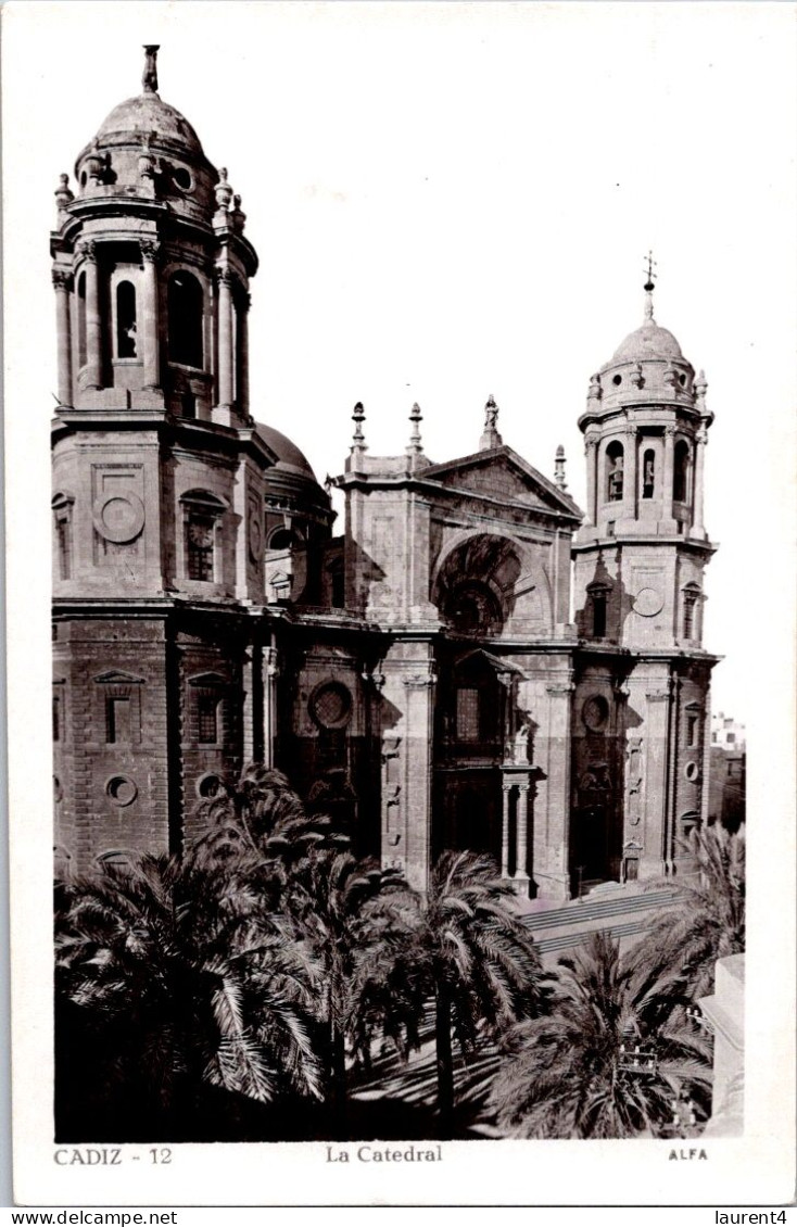 28-4-2023 (3 Z 16) VERY OLD - B/w  - Spain - Cathedral De Cadiz - Kirchen U. Kathedralen