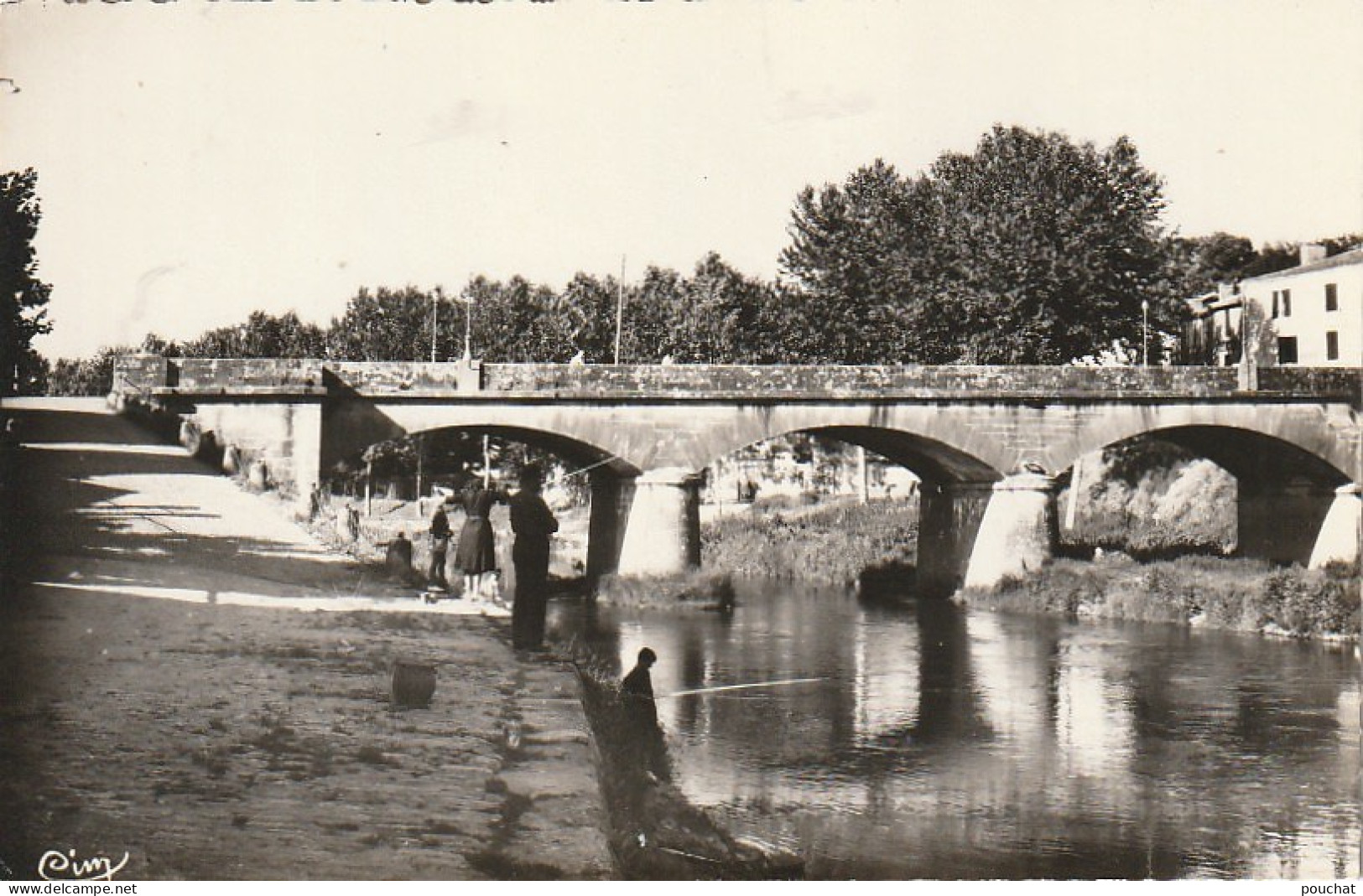 DE 24 -(40) TARTAS  -  LE PONT ET LES QUAIS - ANIMATION -  PECHEURS A LA LIGNE  -   2 SCANS - Tartas