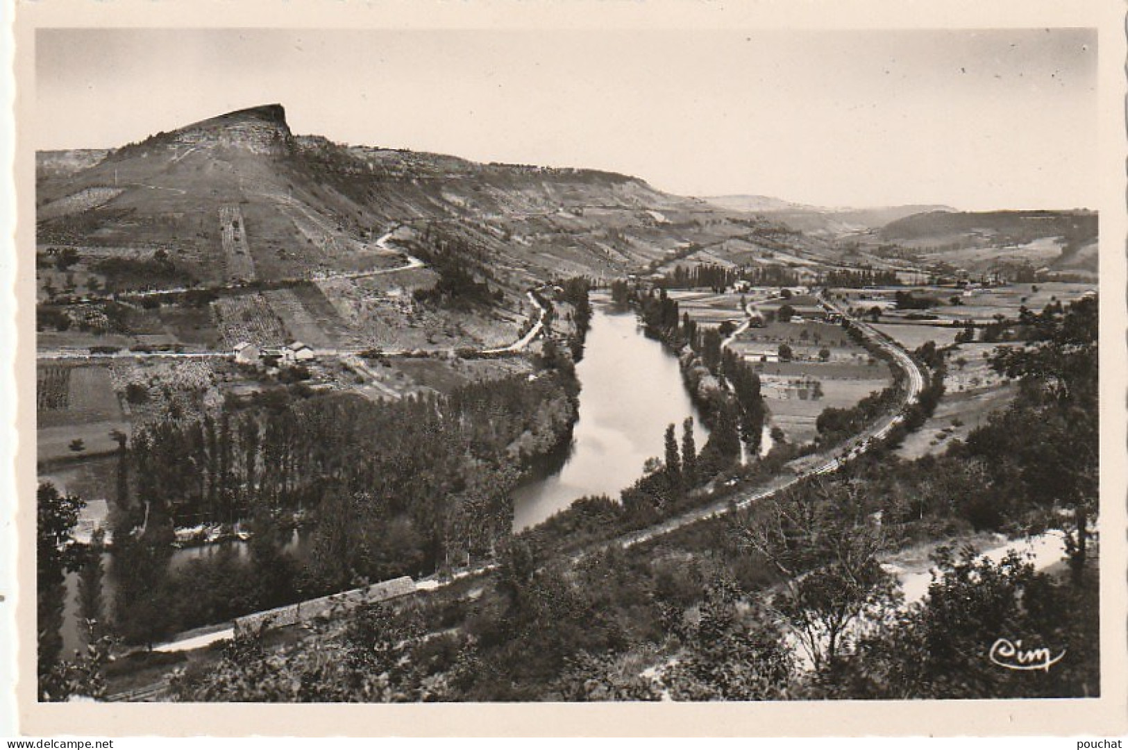 KO 16-(82) SAINT ANTONIN - VALLEE DE L' AVEYRON ET LE ROC DE DEMIE  - 2 SCANS - Saint Antonin Noble Val