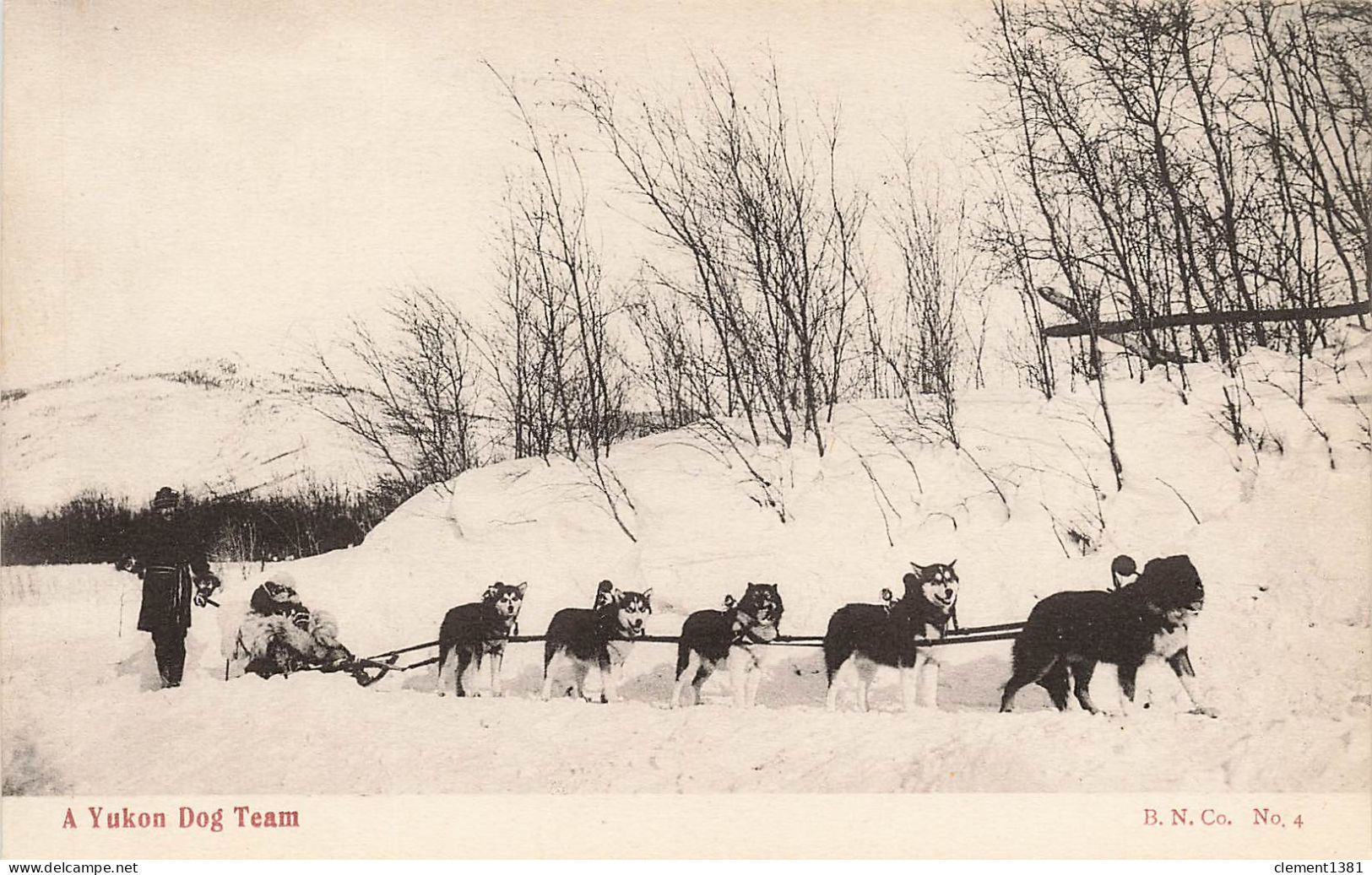 Canada A Yukon Dog Team - Yukon