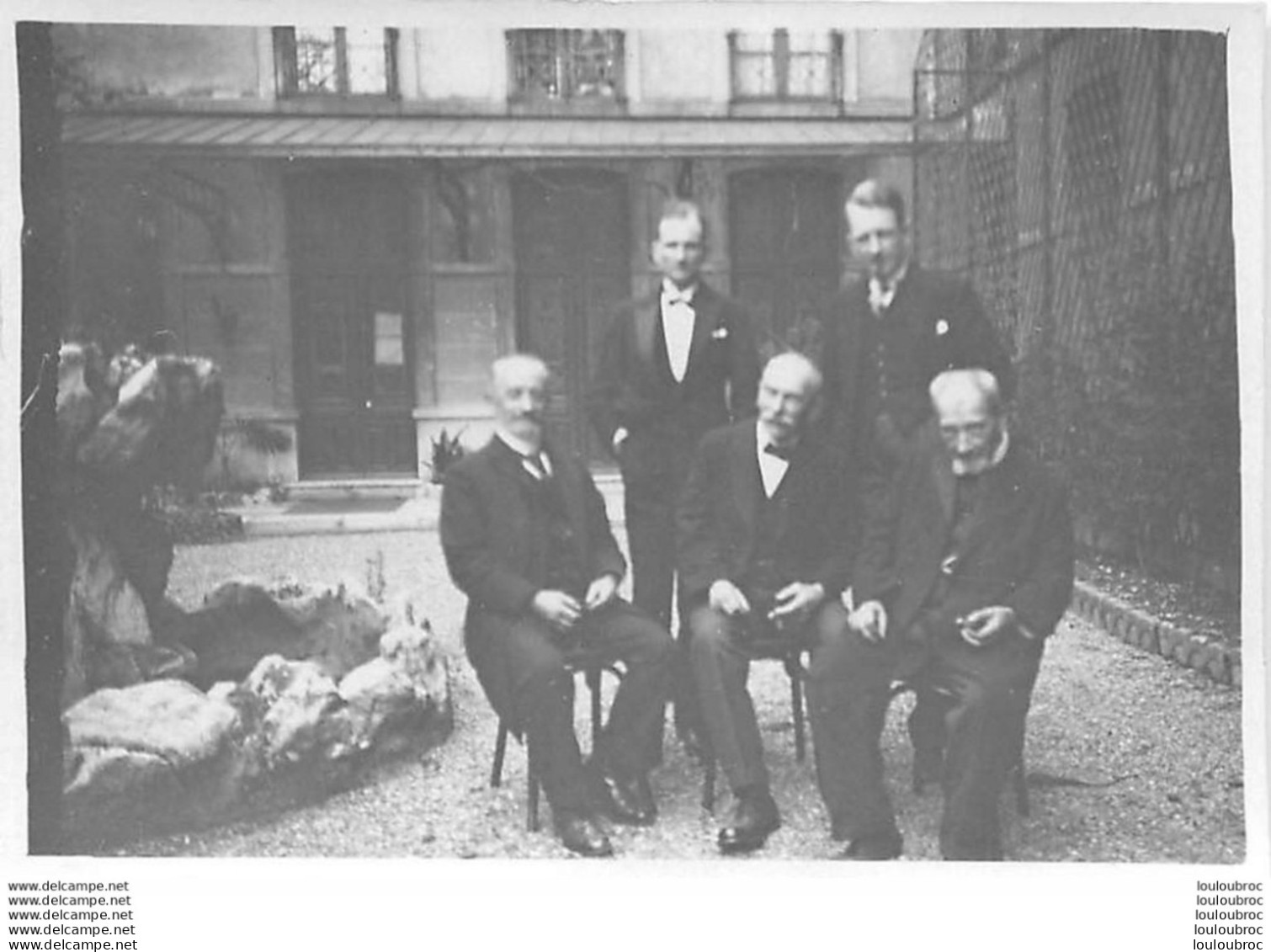 DIEULEFIT LES TILLEULS FAMILLE SOUBEYRAN OVIDE GROUPE AVEC PRENOMS AU VERSO  1931 PHOTO ORIGINALE  8.50 X 6 CM - Dieulefit