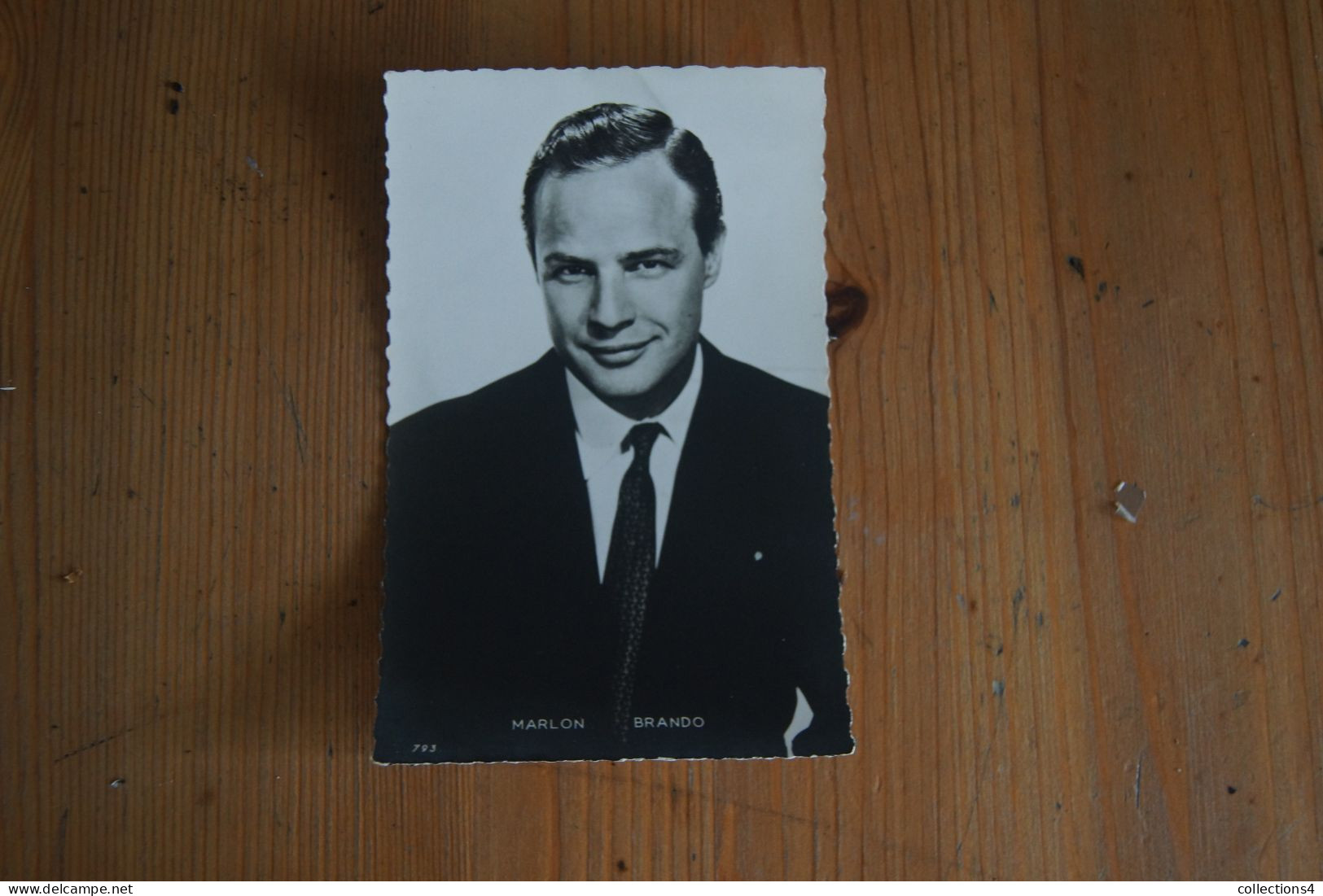 MARLON BRANDO CARTE POSTALE - Other Formats