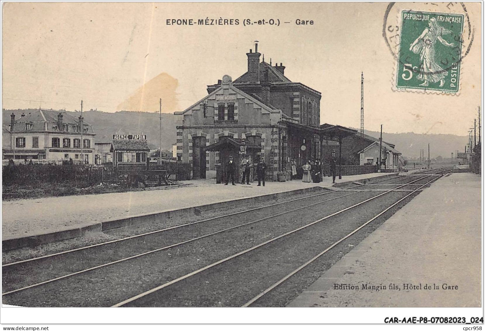 CAR-AAEP8-78-0739 - EPONE-MEZIERES - La Gare - Epone