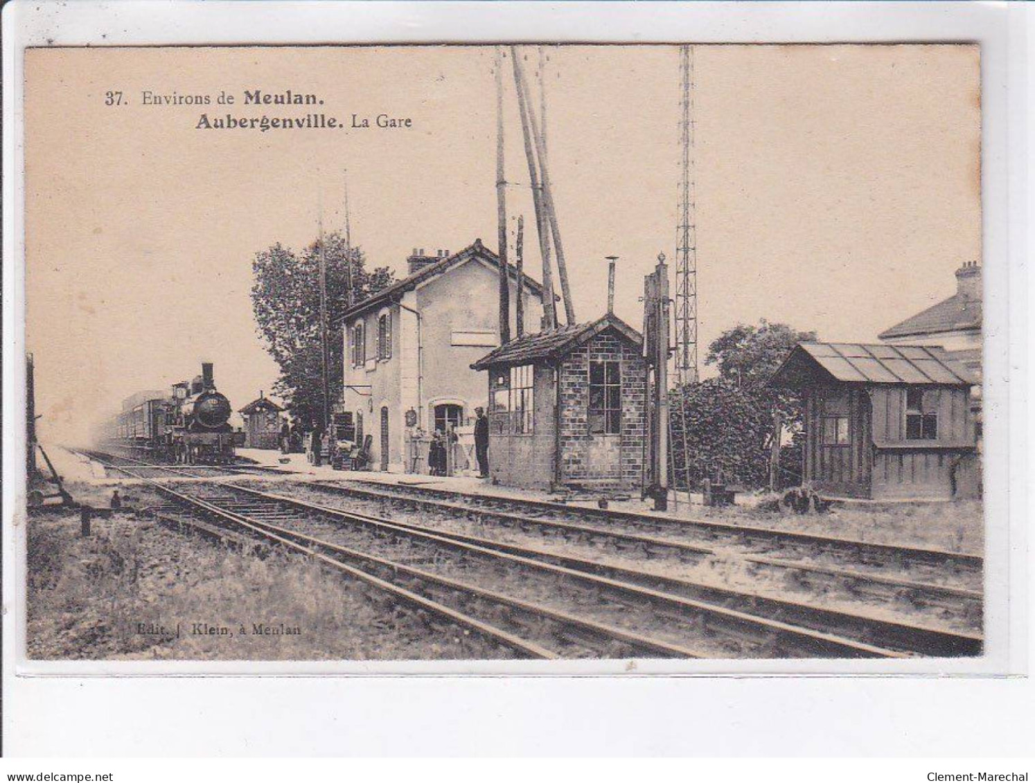 AUBERGENVILLE: La Gare - Très Bon état - Aubergenville