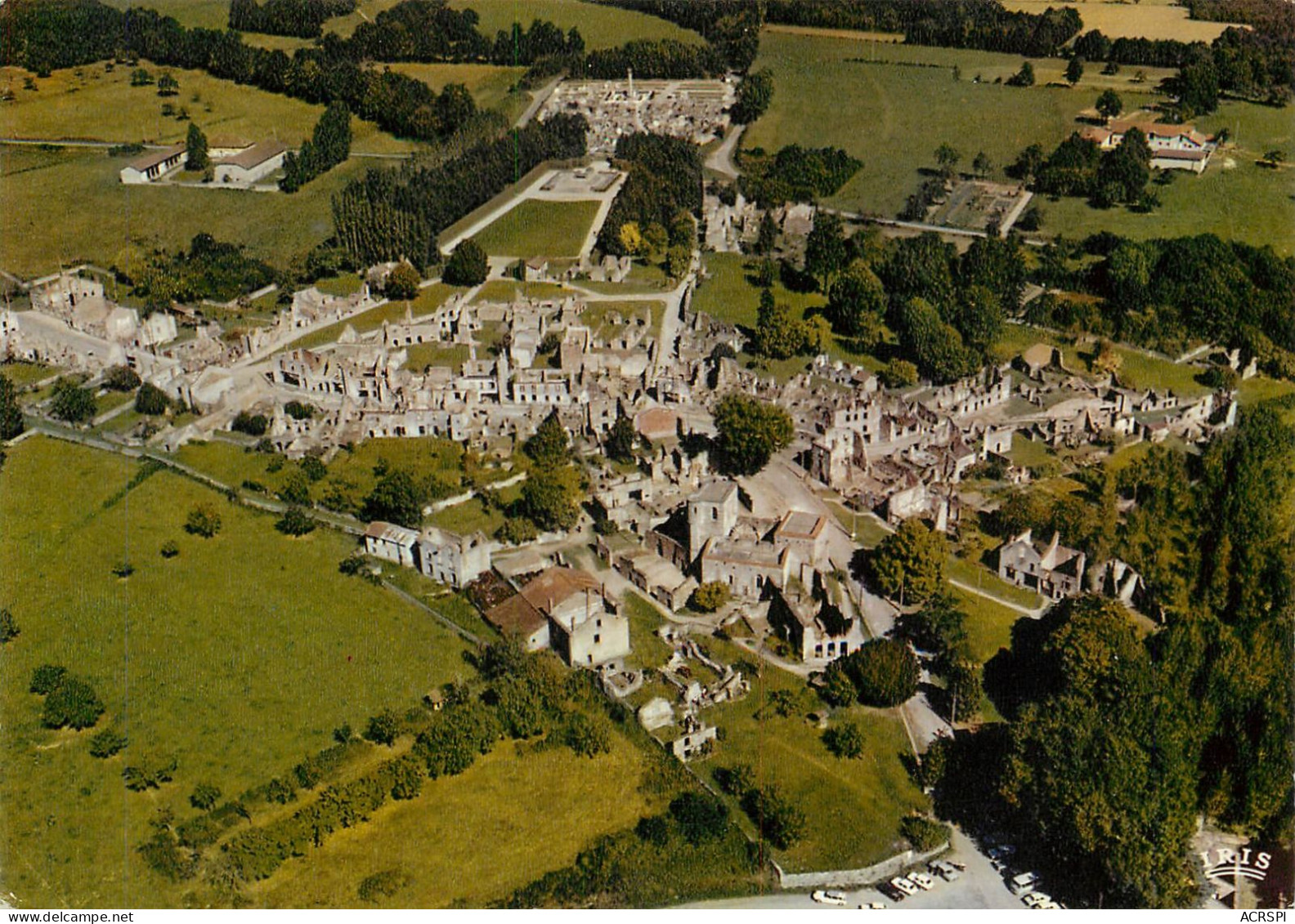 ORADOUR Sur GLANE  Vue Aerienne Du Bourg Incendié   32   (scan Recto-verso)MA2278Ter - Oradour Sur Glane