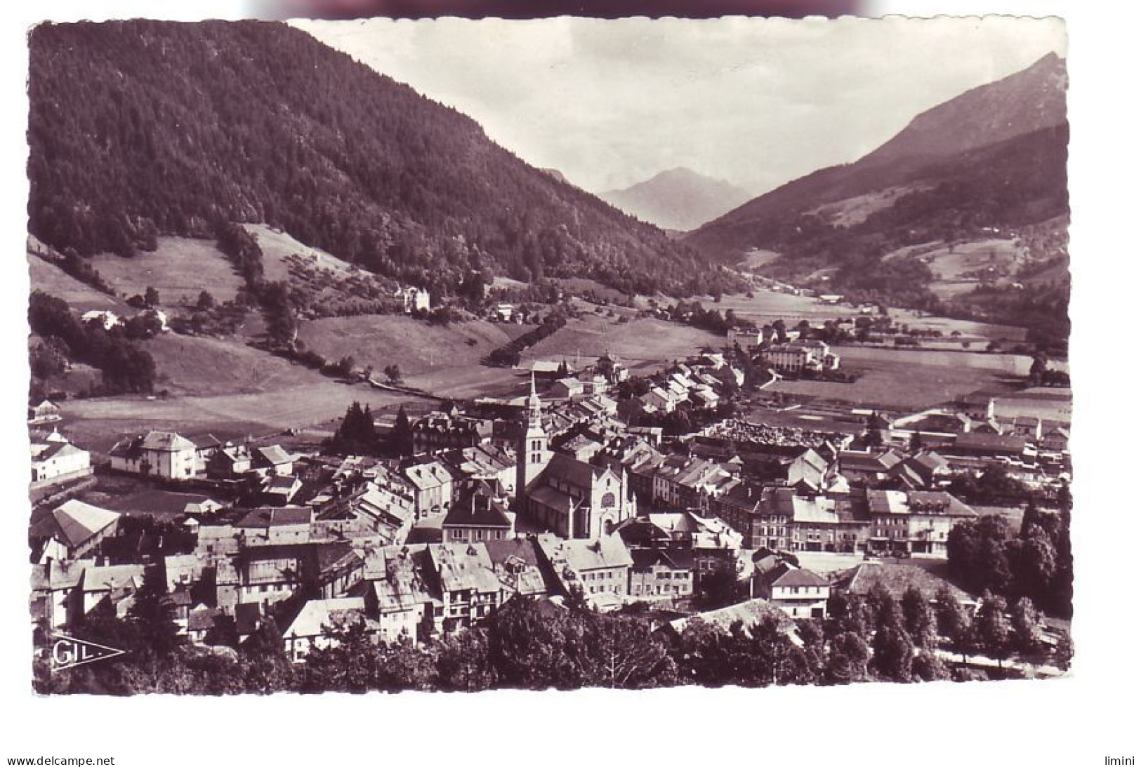 74 - THONES - VUE GÉNÉRALE ET VALLÉE DES ESSEYRIEUC -  - Thônes