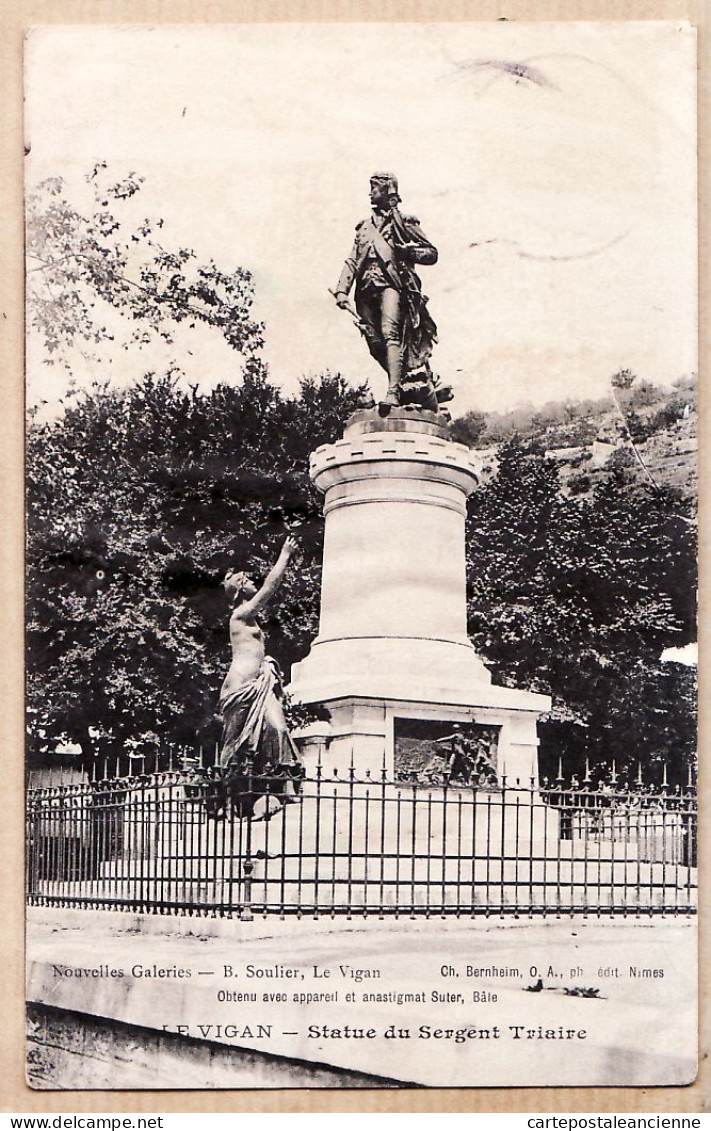 09760 / ⭐ LE VIGAN 30-Gard Statue Du Sergent TRIAIRE Nouvelles Galeries SOULIER Photo Ch. BERNHEIM - Le Vigan