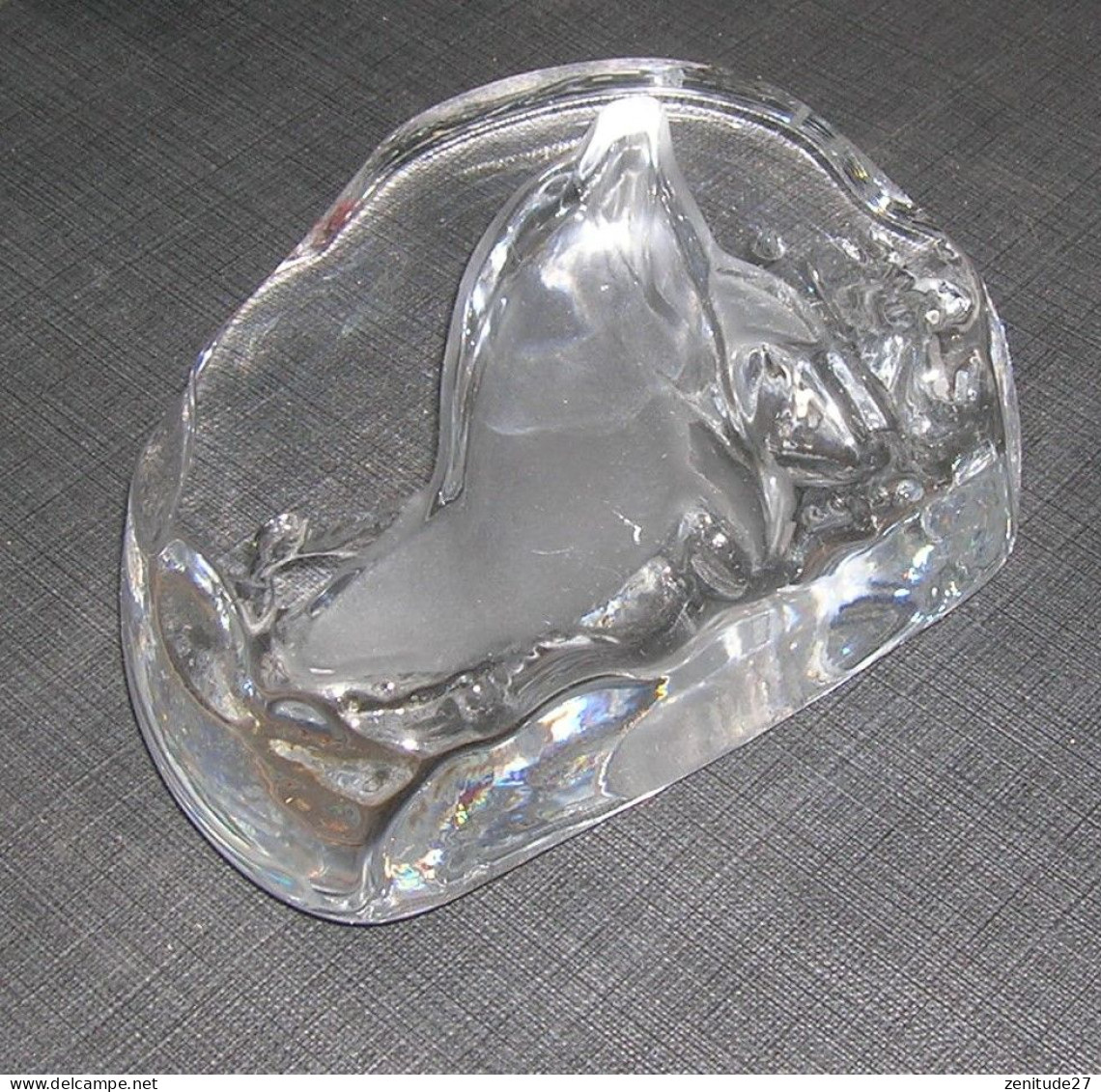 Presse Papier En Verre - Effigie Du Dauphin - Paper-weights