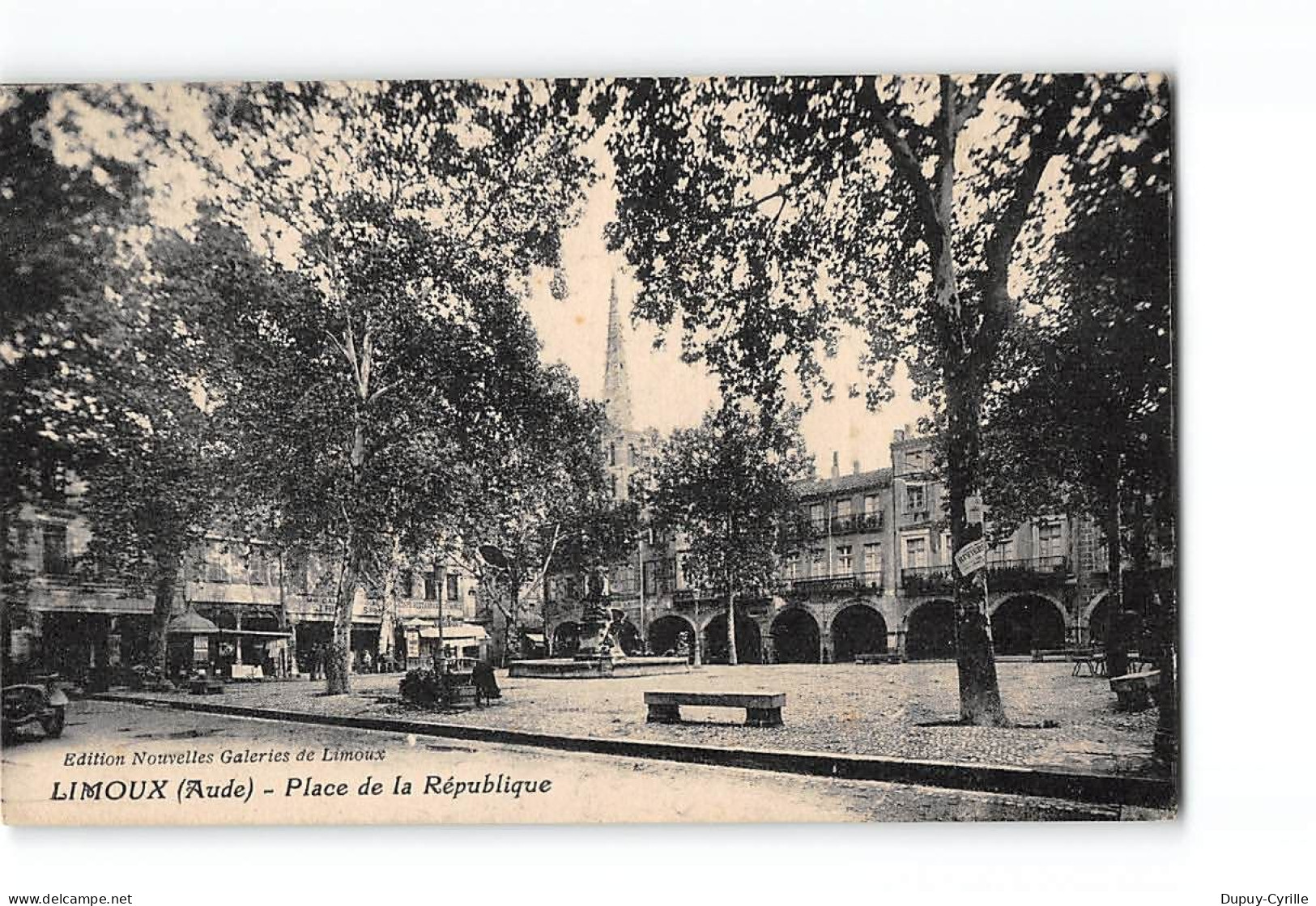 LIMOUX - Place De La République - Très Bon  état - Limoux