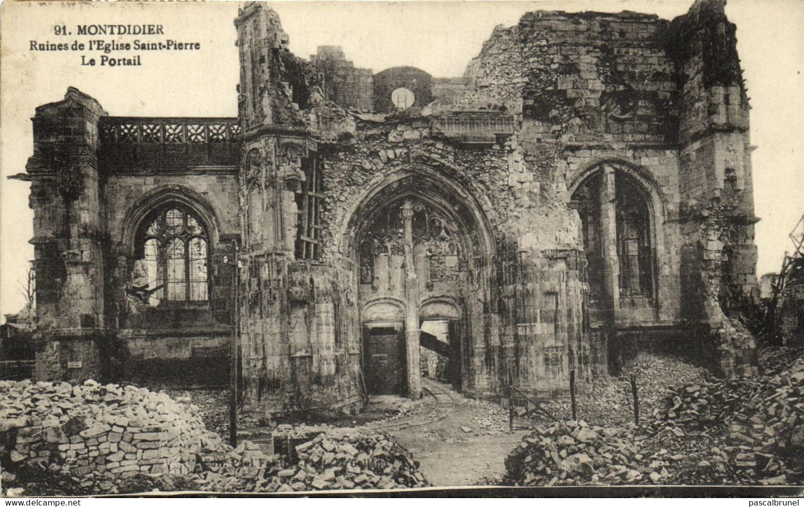 MONTDIDIER - RUINES DE L'EGLISE SAINT PIERRE - Montdidier