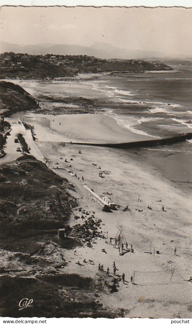 Z+ 13-(64) BIDART - VUE VERS GUETHARY ET L' ESPAGNE - ANIMATION - JEUX DE PLAGE - 2 SCANS - Bidart