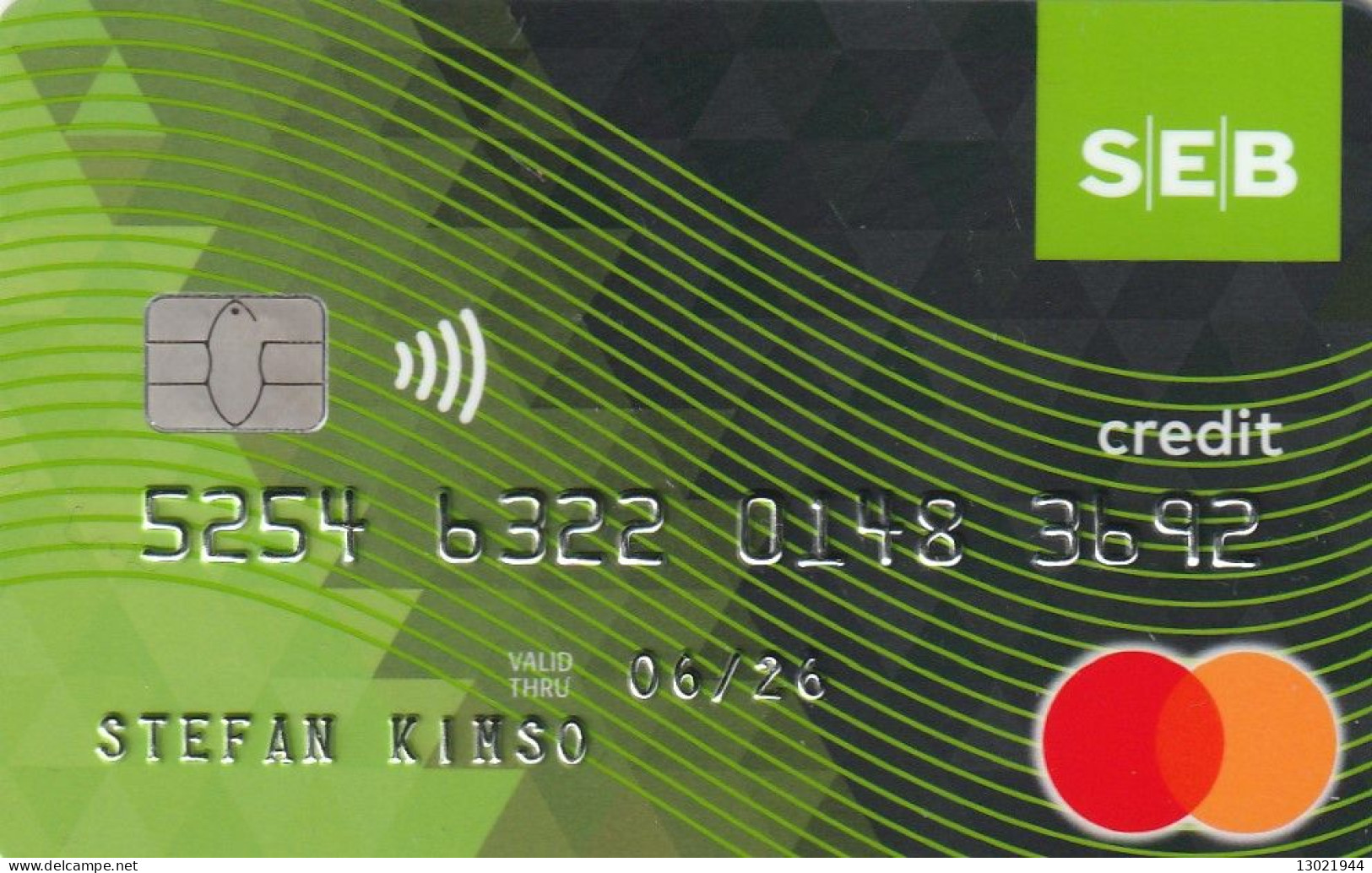 N. 4 LITUANIA BANK  CARDS - POSSIBLE SALE OF SINGLE CARDS - Krediet Kaarten (vervaldatum Min. 10 Jaar)