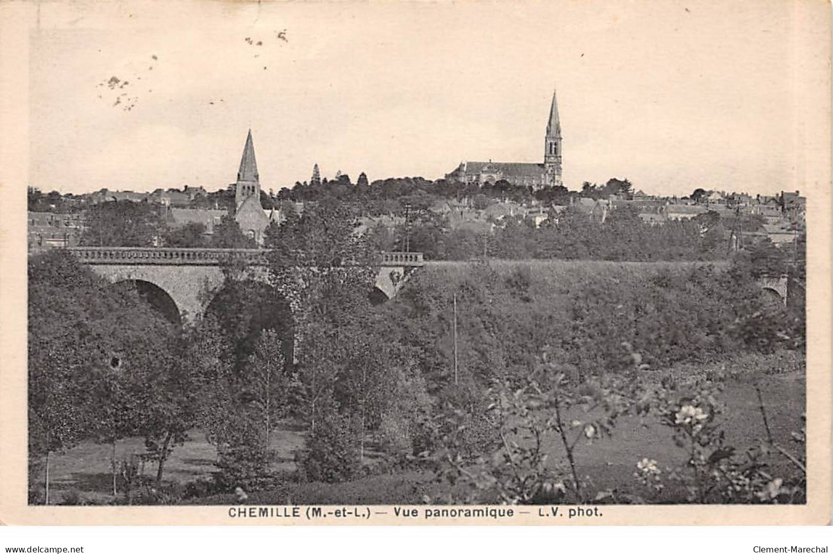 CHEMILLE - Vue Panoramique - Très Bon état - Chemille