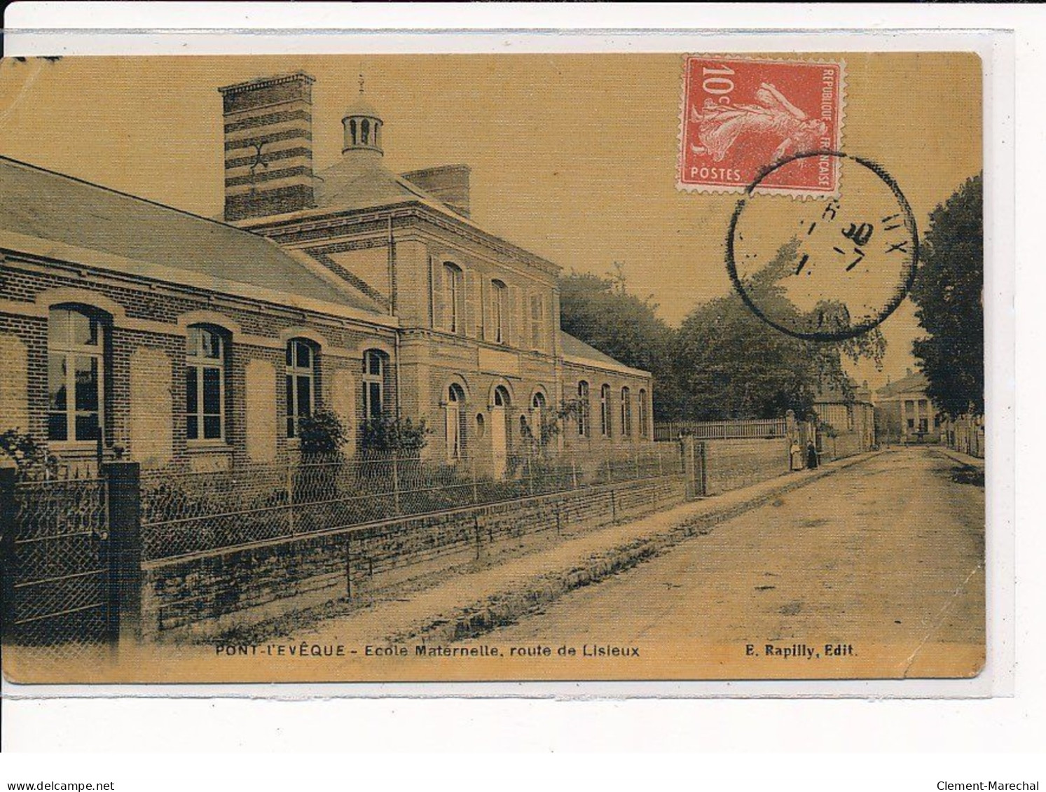 PONT-L'EVEQUE : Ecole Maternelle, Route De Lisieux - état - Pont-l'Evèque