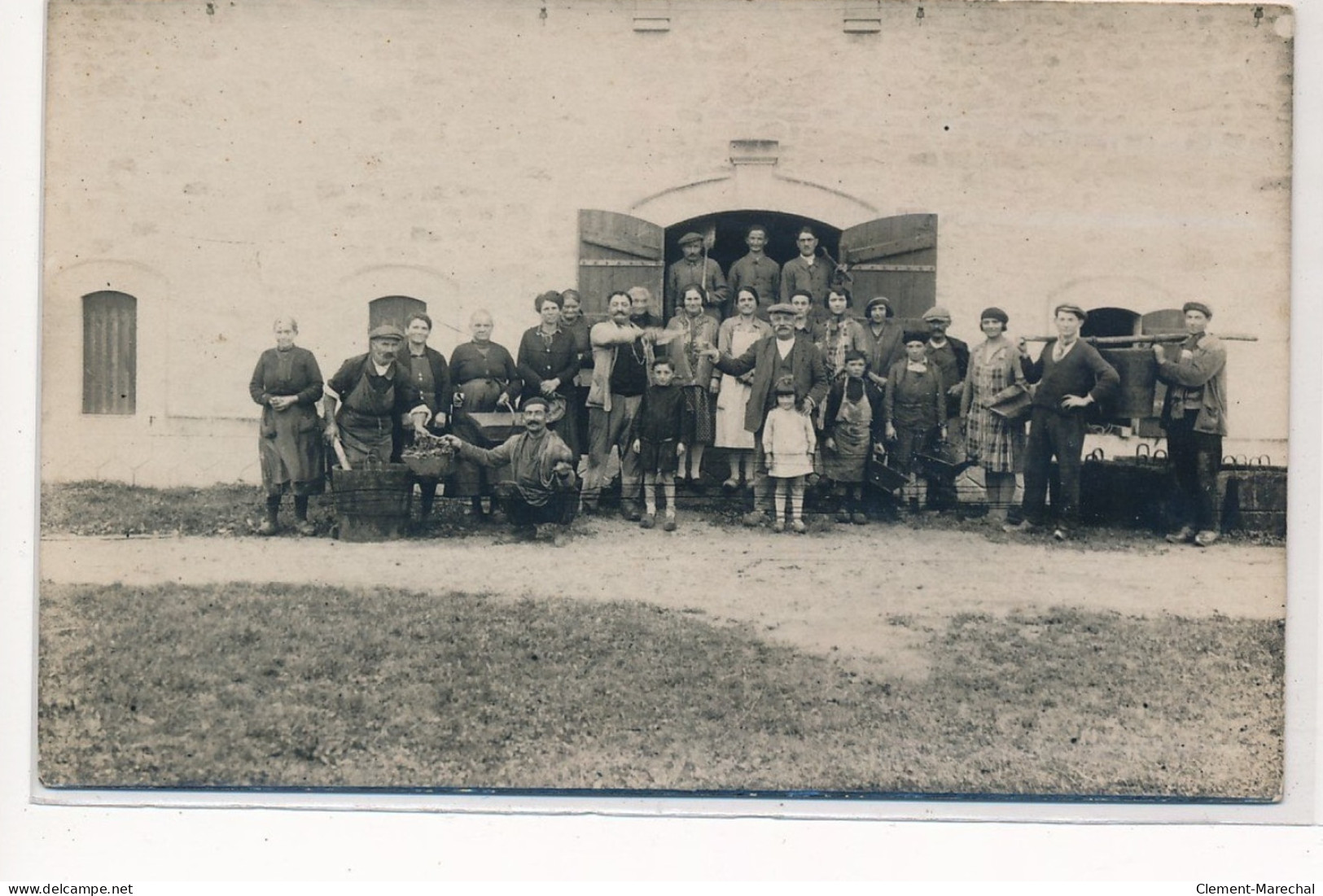 CARTE PHOTO A LOCALISER : Vendanges - Etat - Fotos