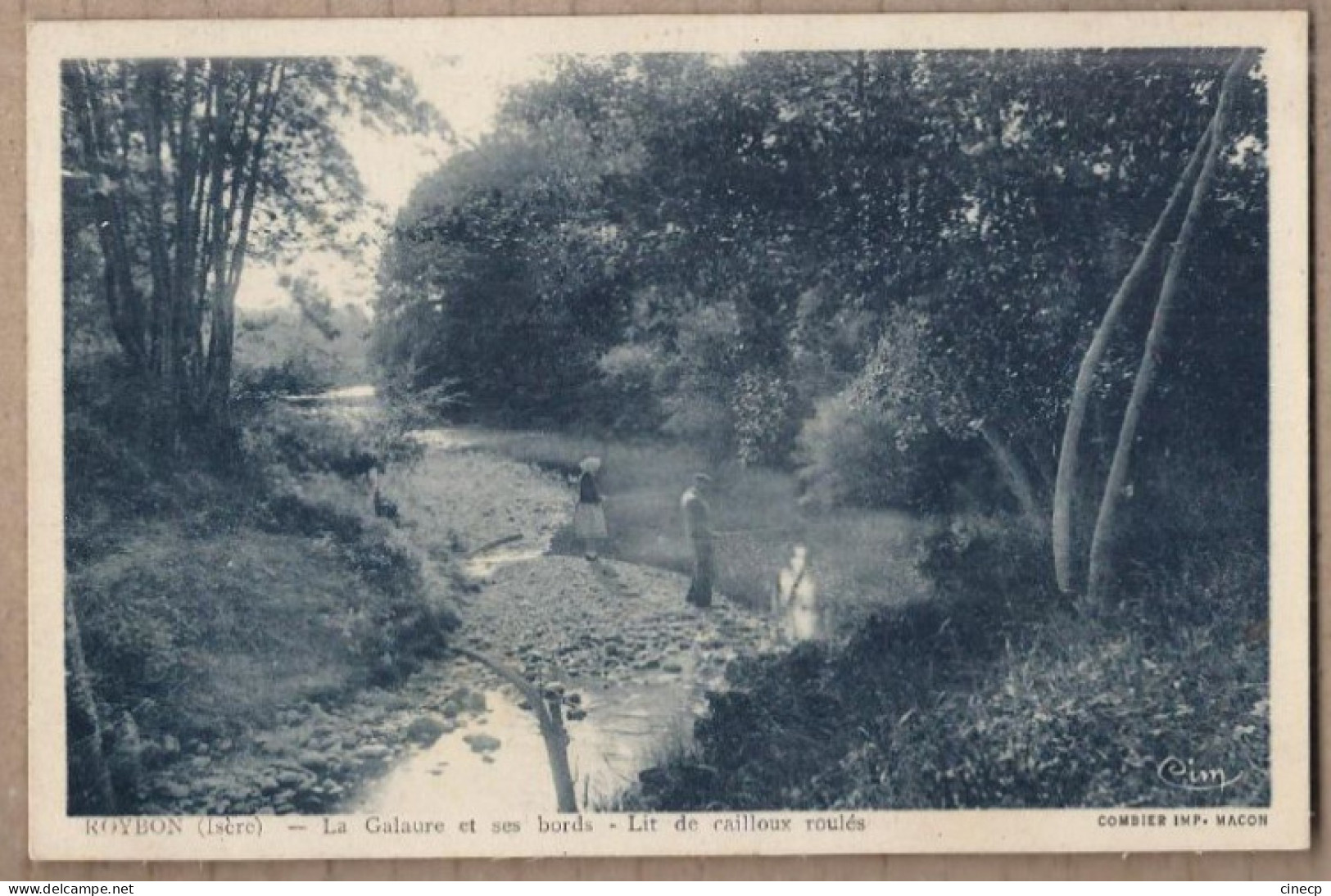 CPA 38 - ROYBON - La Galaure Et Ses Bords - Lit De Cailloux Roulés - TB PLAN Cours D'eau ANIMATION Pêcheurs - Roybon