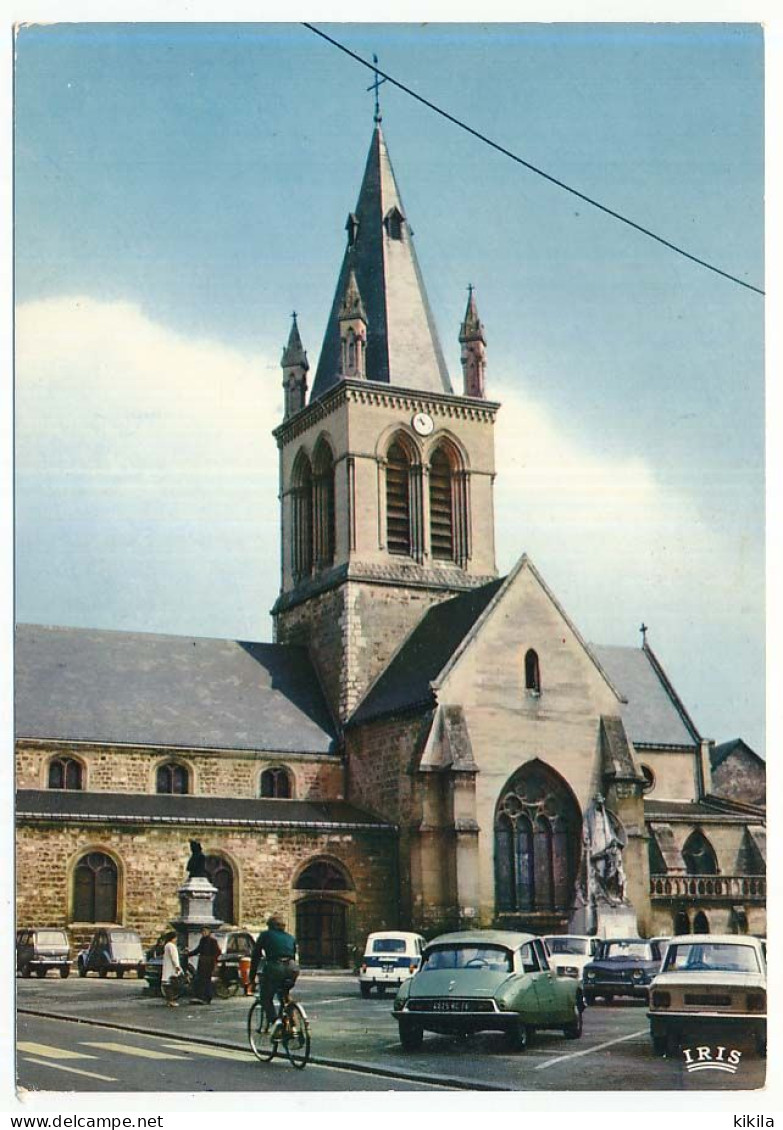 CPSM / CPM 10.5x15 Seine Maritime PAVILLY L'Eglise (en Partie Du XIII° Siècle) Automobile 4L Renault 2CV Et DS19 Citroen - Pavilly