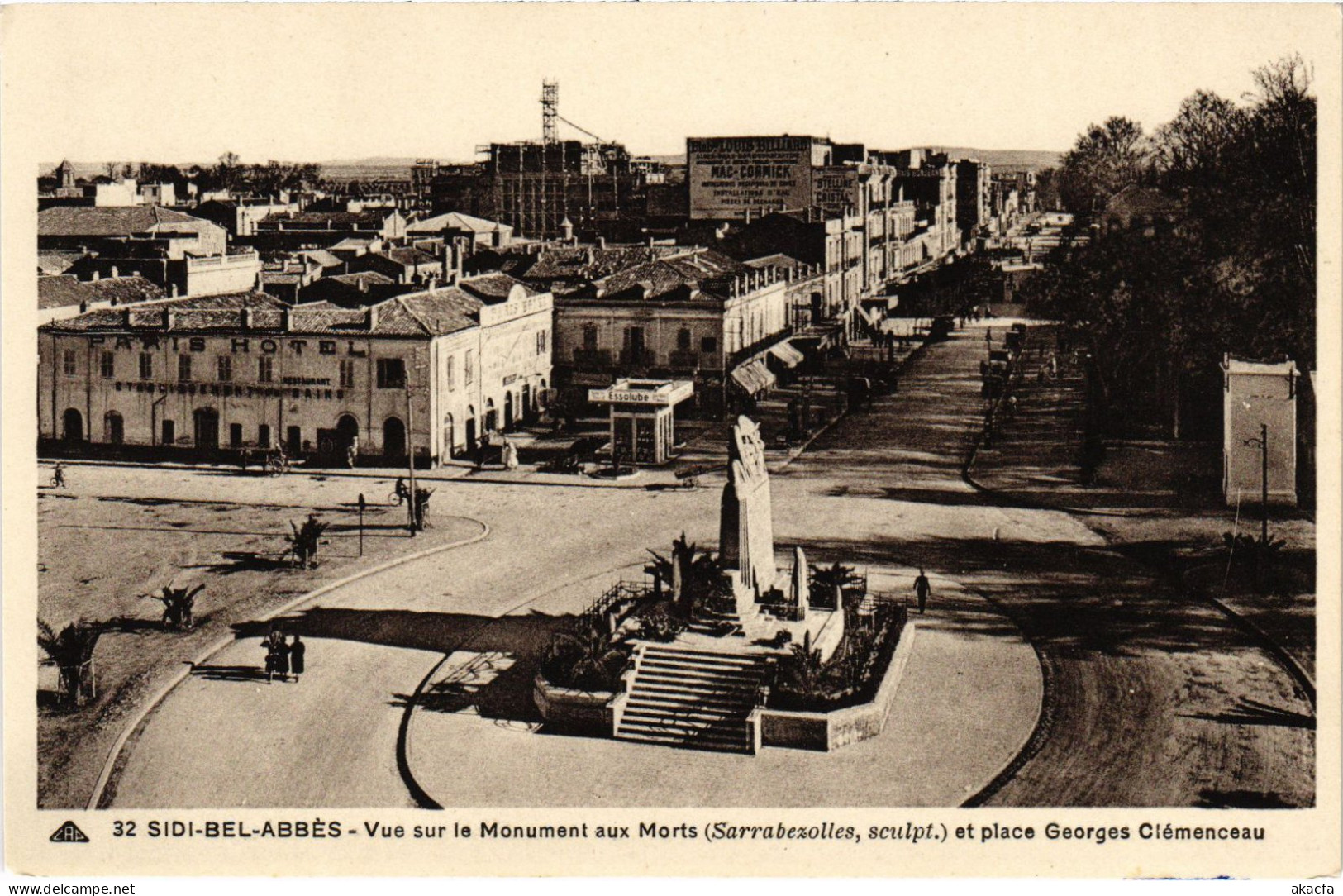 CPA AK SIDI-BEL-ABBES Vue Sur Le Monument Aux Morts ALGERIA (1388671) - Sidi-bel-Abbès