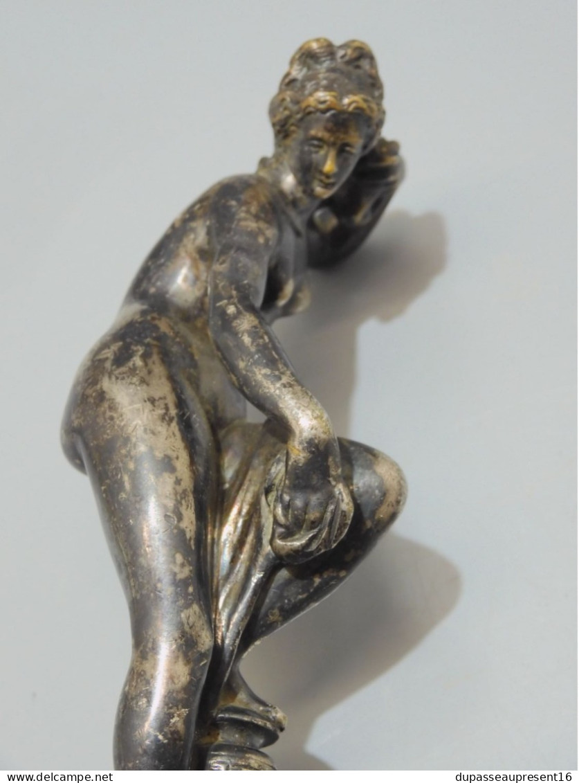 -BELLE STATUETTE BRONZE Argenté TOILETTE D'ATALANTE ? Jeune Femme dénudée   E