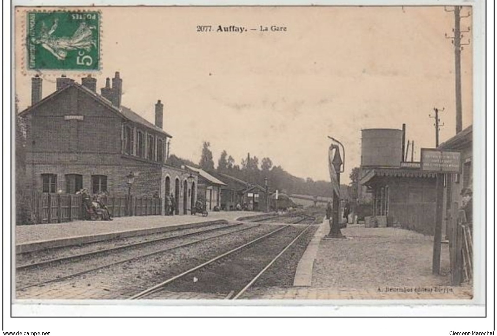 AUFFAY : La Gare  - Très Bon état - Auffay