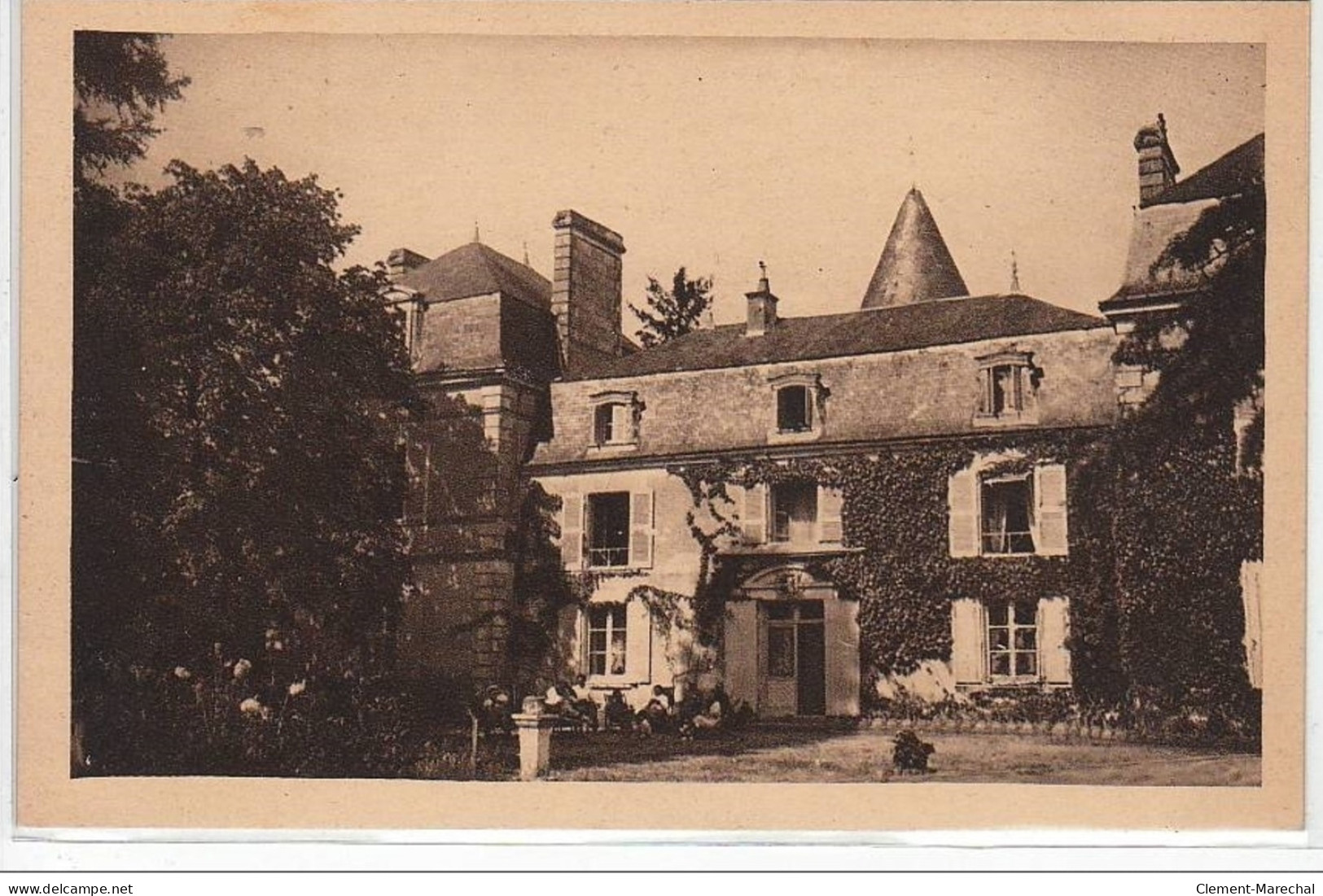 LENCLOITRE : Château De La Boutière - Pension Familiale - Maison De Repos - Très Bon état - Lencloitre