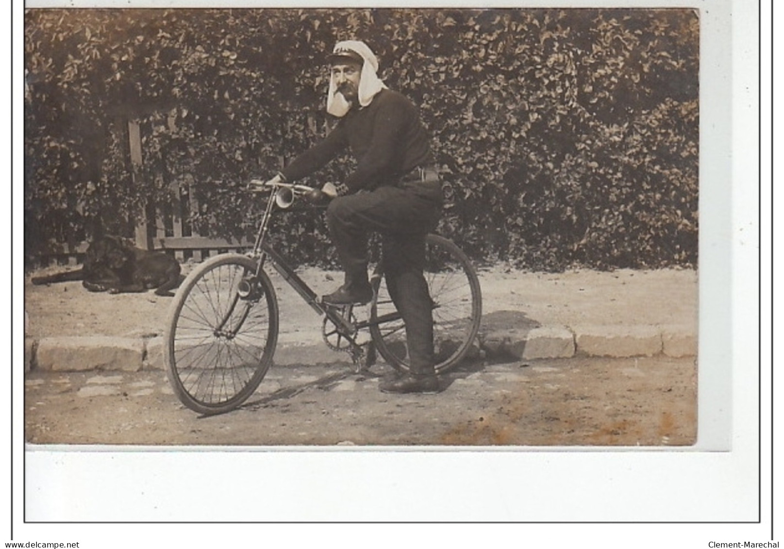 BONDY - CARTE PHOTO - CYCLISTE - Très Bon état - Bondy