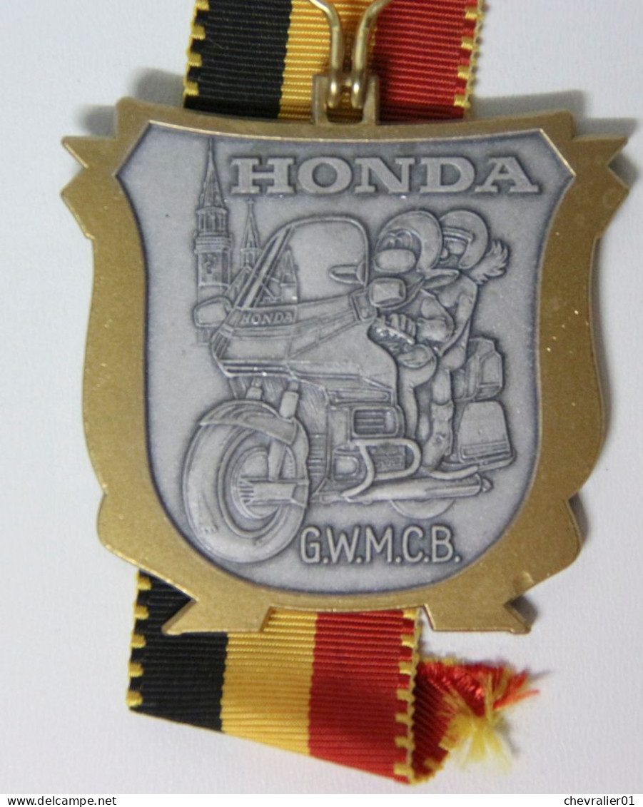 Médaille de club-BE-Moto_Honda_GWMCB_Gold Wing Motor Club Belgium_lot de 10 médailles_23-04-1