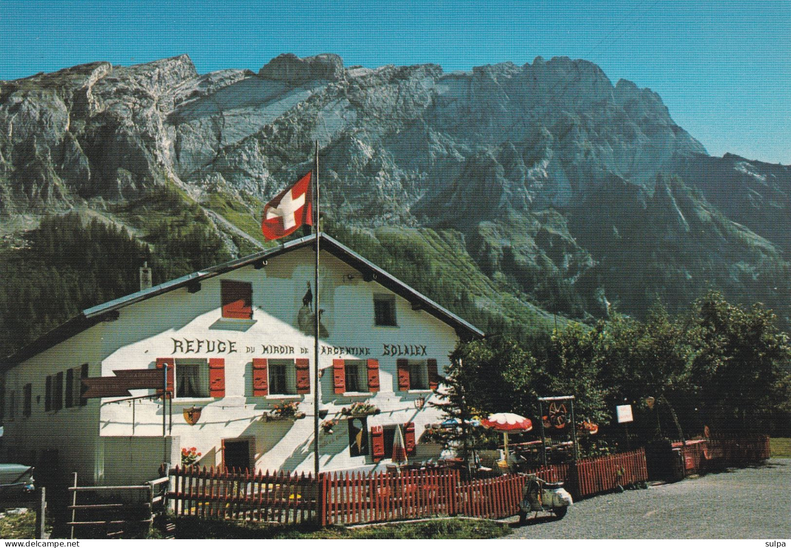 Solalex Près Villars-Chesières, Refuge Du Miroir De L'Argentine. Vespa ? - Villars-Chesières