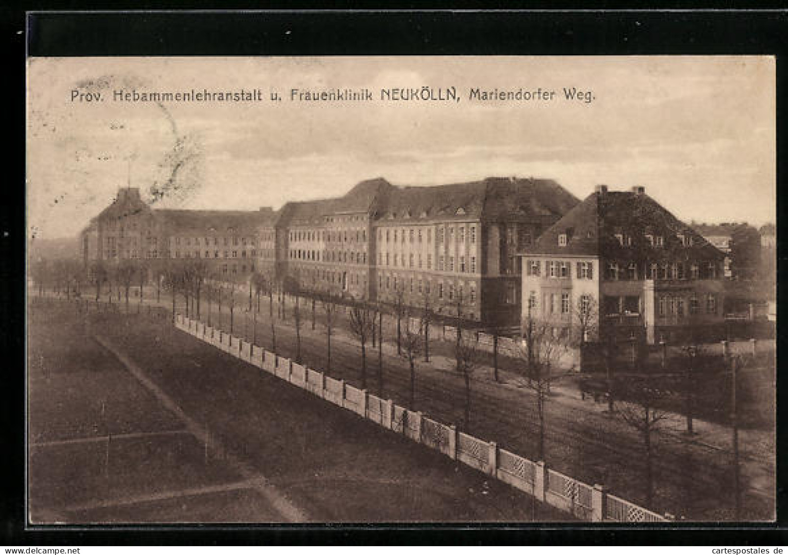 AK Berlin-Neukölln, Prov. Hebammenlehranstalt Und Frauenklinik, Mariendorfer Weg  - Neukoelln