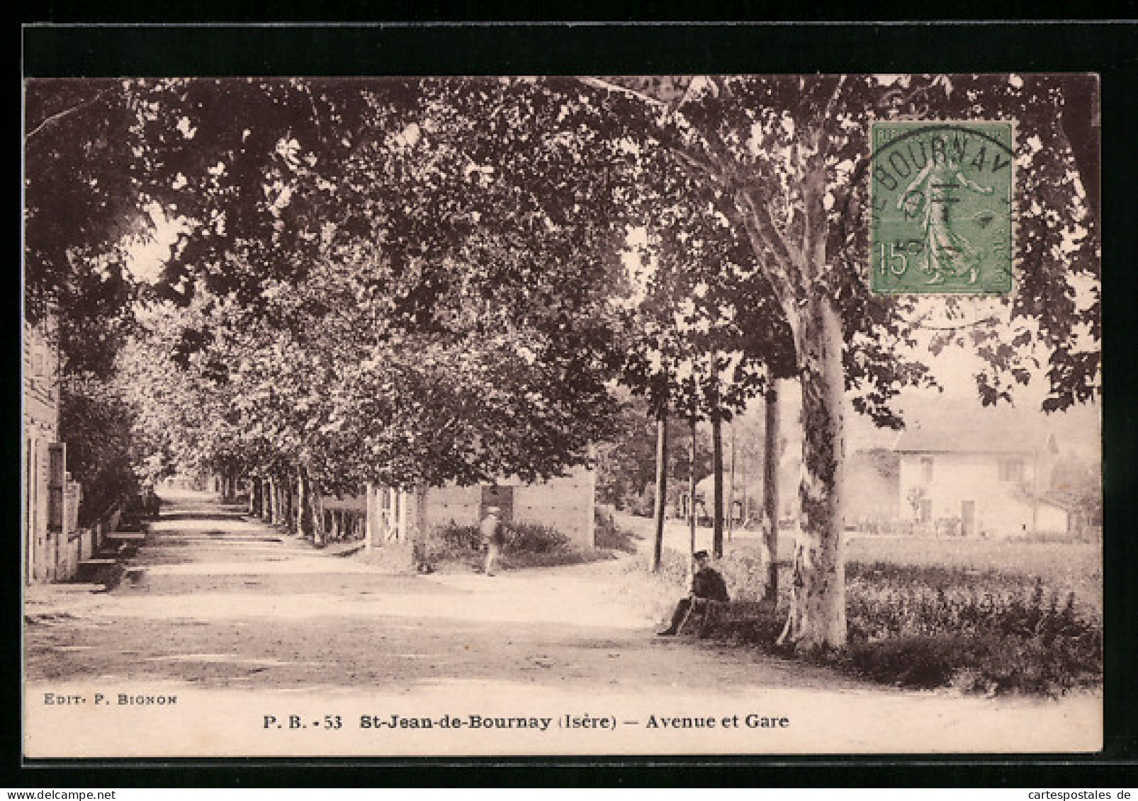 CPA St-Jean-de-Bournay, Avenue Et Gare  - Saint-Jean-de-Bournay