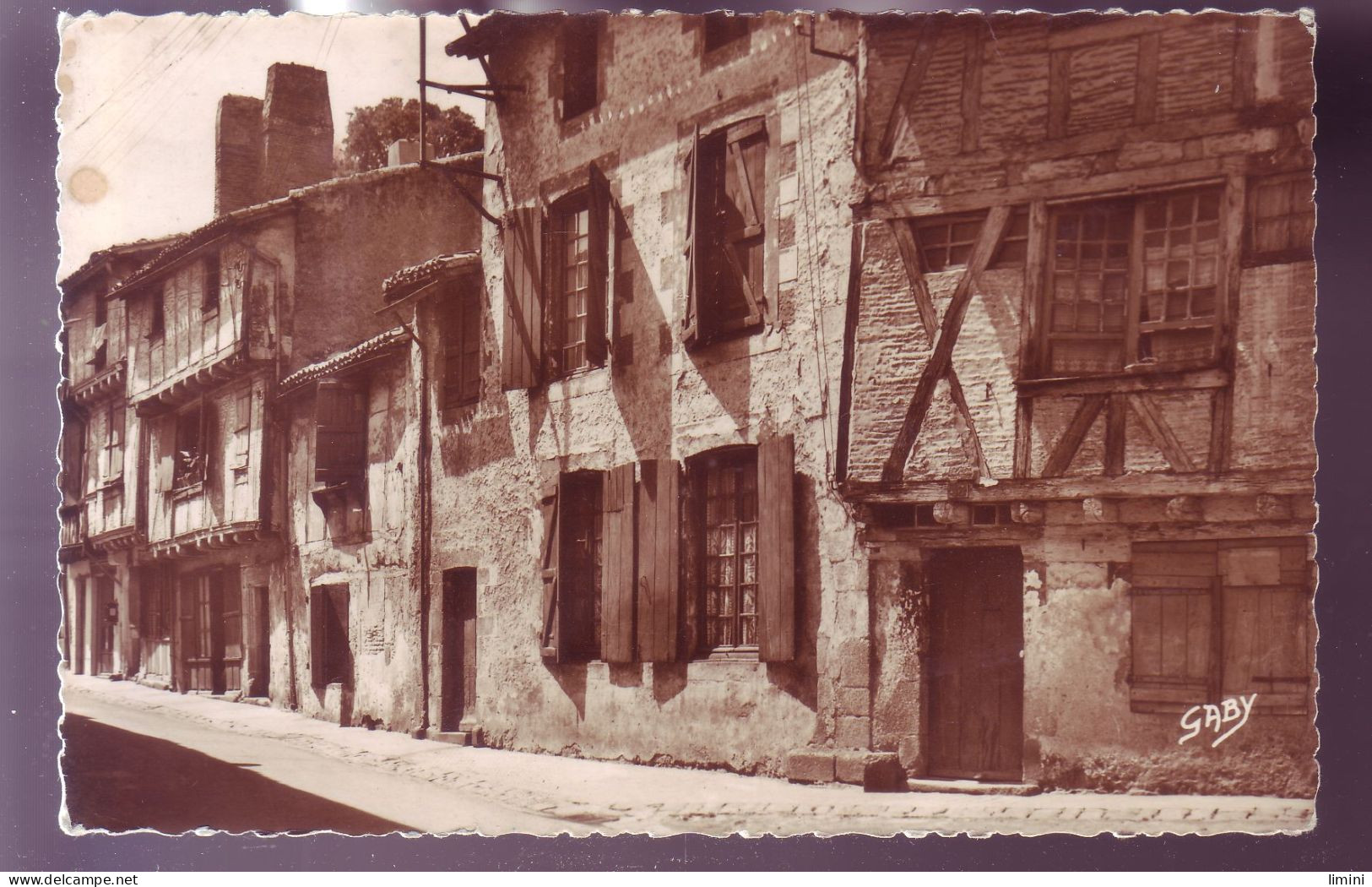 79 - PARTHÉNAY - VIEILLES MAISONS XIVéme ET XVéme SIECLES -  - Parthenay