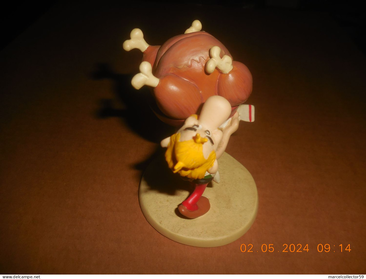 Figurine Astérix - Rare Scéne Offerte Par Atlas Pour Les Abonnés (astérix Cuisine) Be - Astérix & Obélix