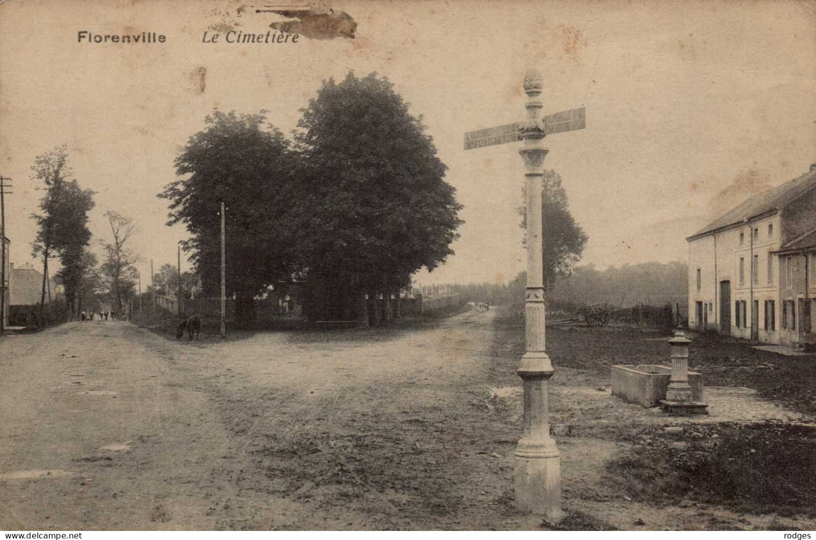 LUXEMBOURG , Cpa  FLORENVILLE , Le Cimetière   (14756.V24) - Florenville