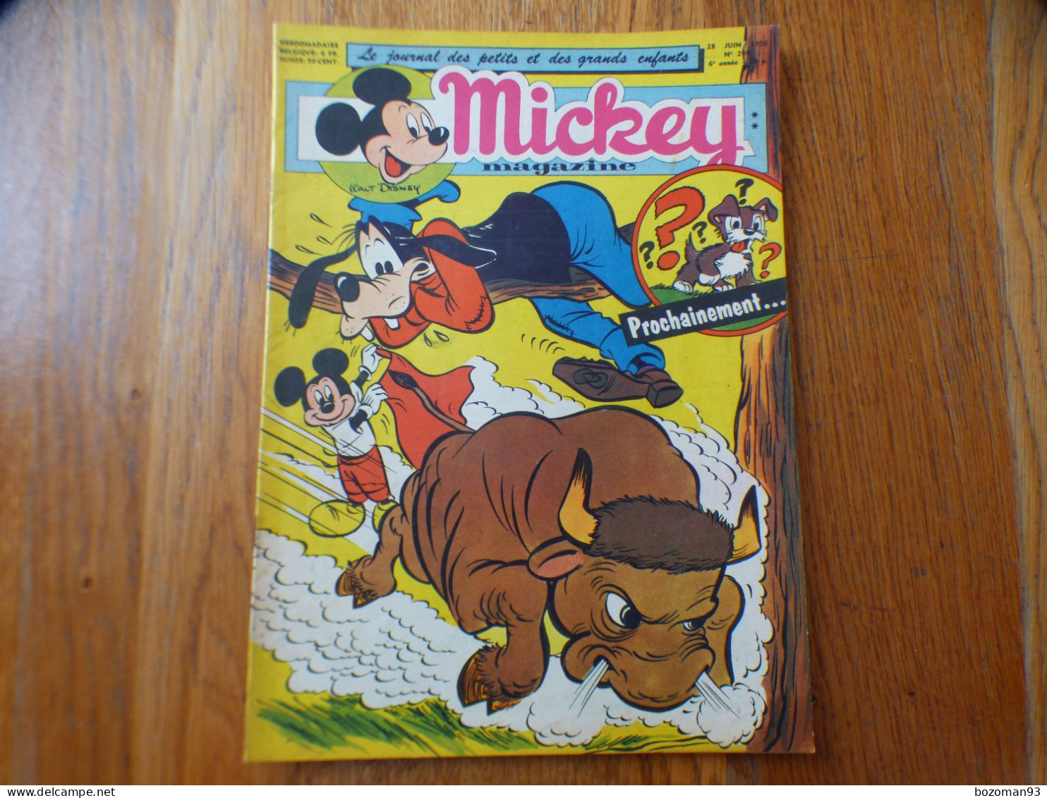 JOURNAL MICKEY BELGE  N° 299 Du 28/06/1956  COVER MICKEY ET GOOFY + BELLE ET LE CLOCHARD - Journal De Mickey