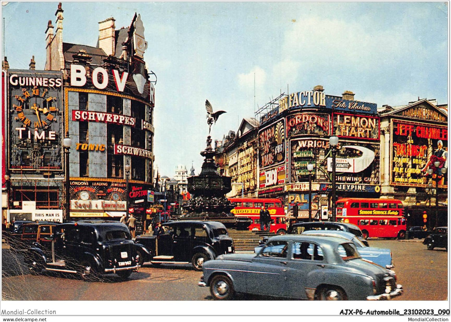 AJXP6-0619 - AUTOMOBILE - PICCADILLY CIRCUS - Bus & Autocars