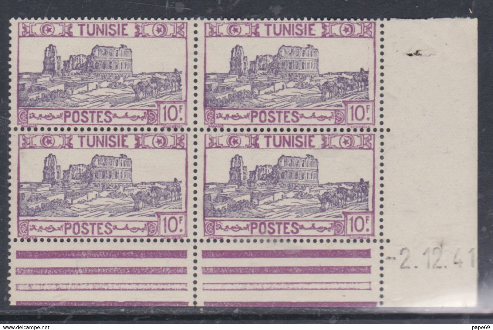 Tunisie N° 241 XX 10 F. Lilas Et Carmin En Bloc De 4 Coin Daté Du 2 . 12 . 41 ; Sans Point Blanc, Sans Charnière, TB - Neufs