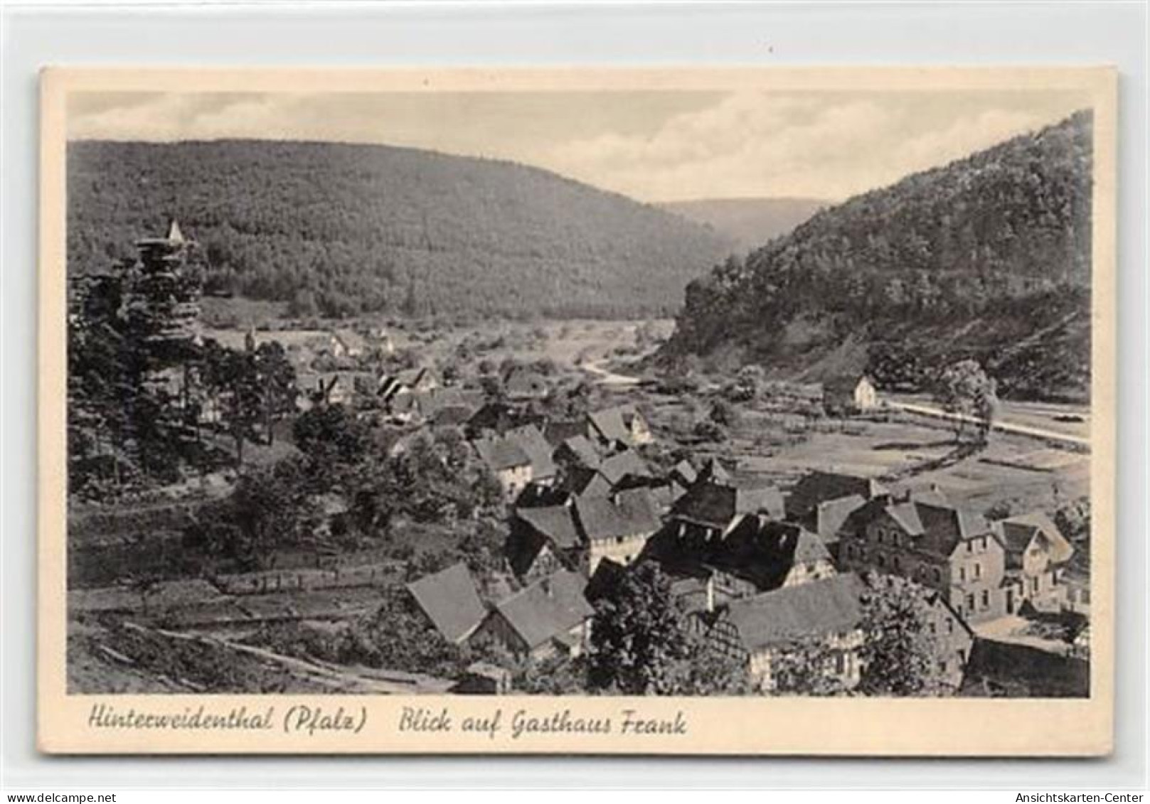 39100906 - Hinterweidenthal.  Ein Blick Auf Das Gasthaus Frank Ungelaufen  Leicht Buegig, Rueckseite Leicht Fleckig, So - Pirmasens